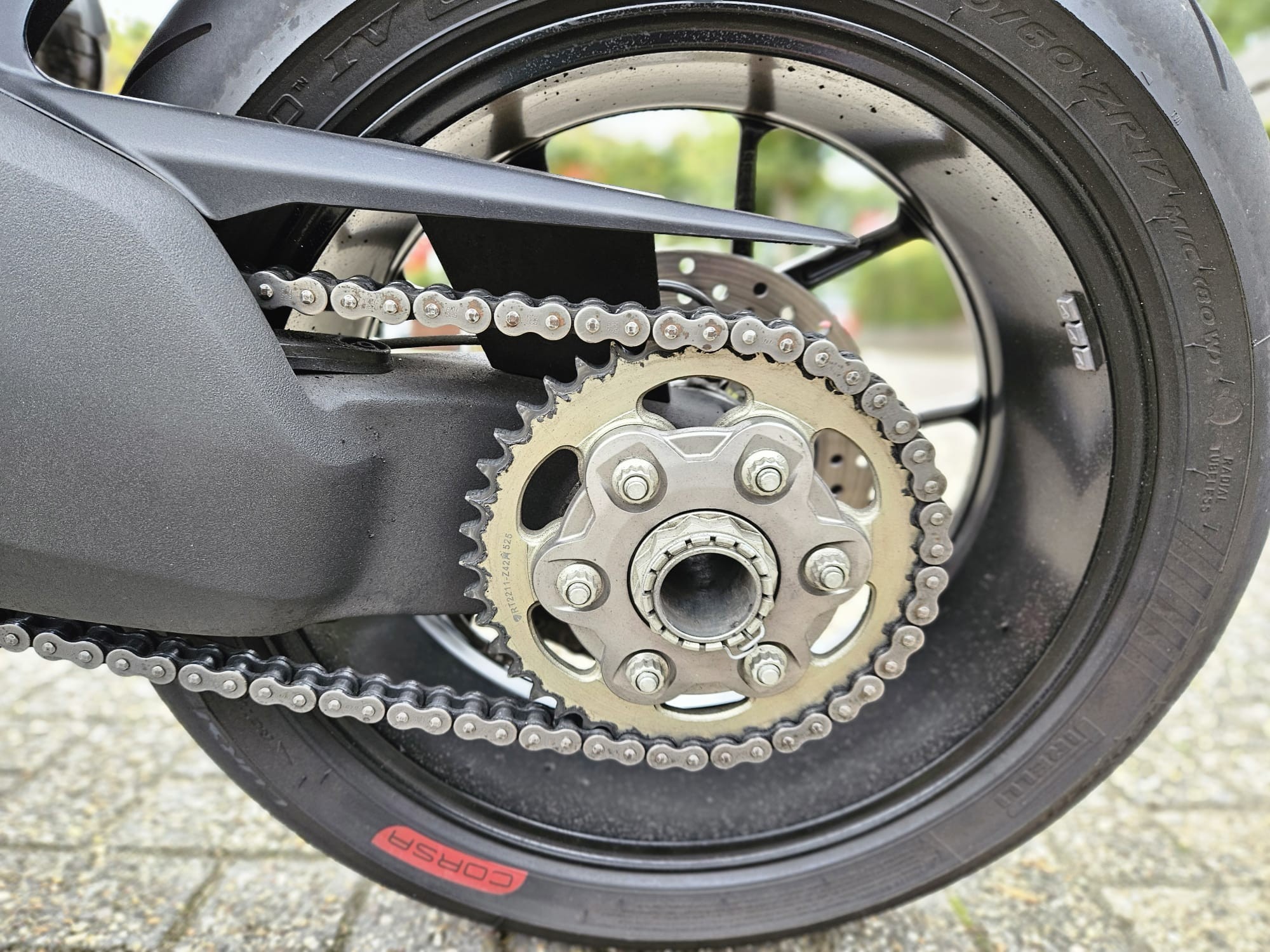 DUCATI Streetfighter V4 Red