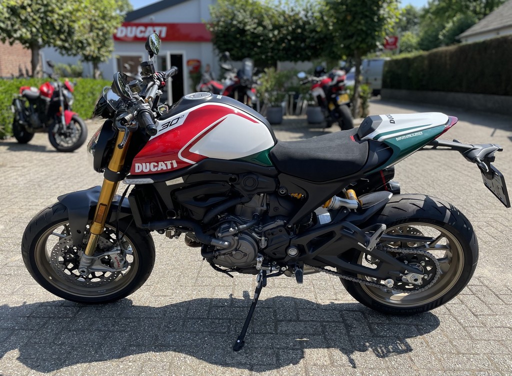 DUCATI Monster 30th Anniversario