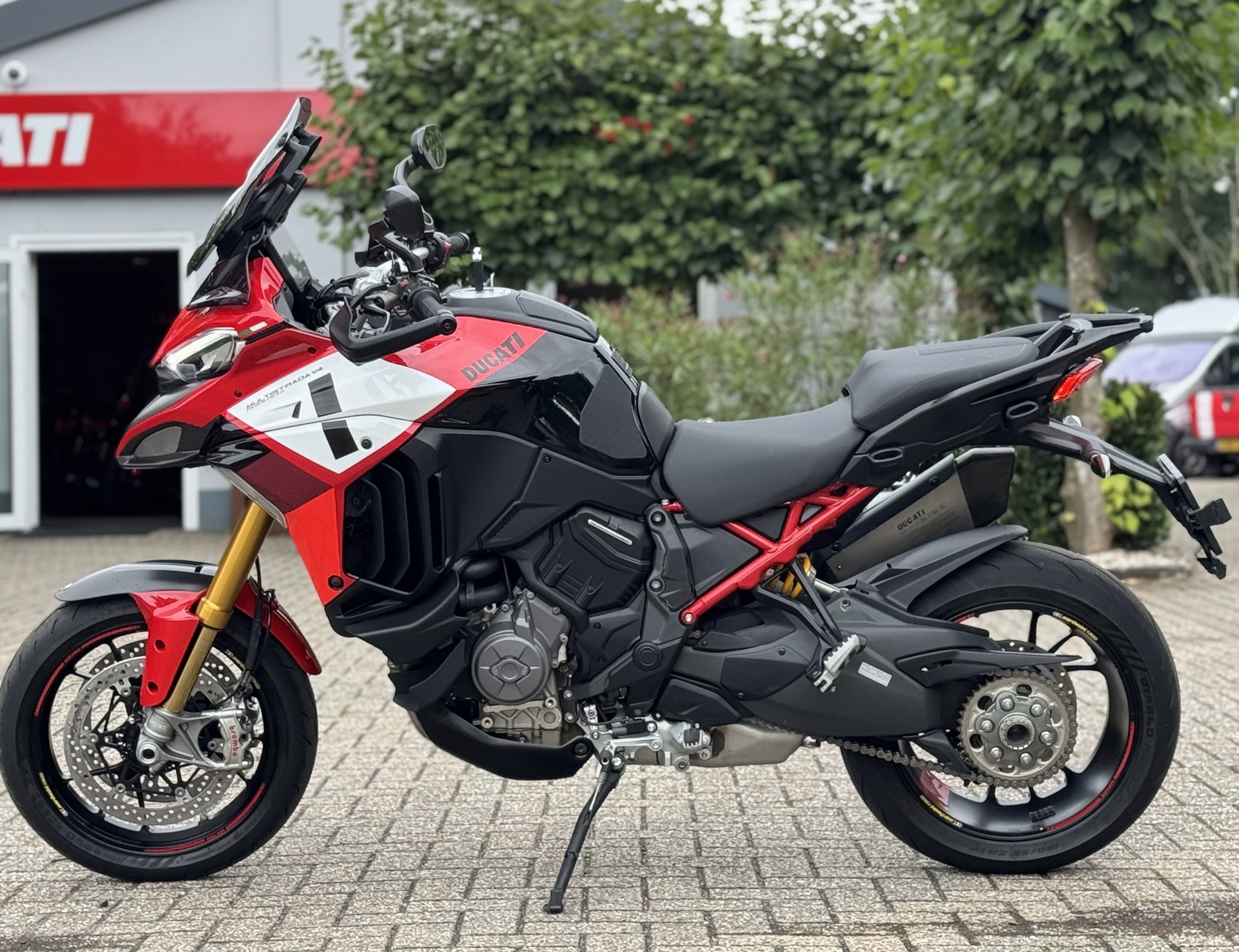 DUCATI Multistrada V4 S Pikes Peak -