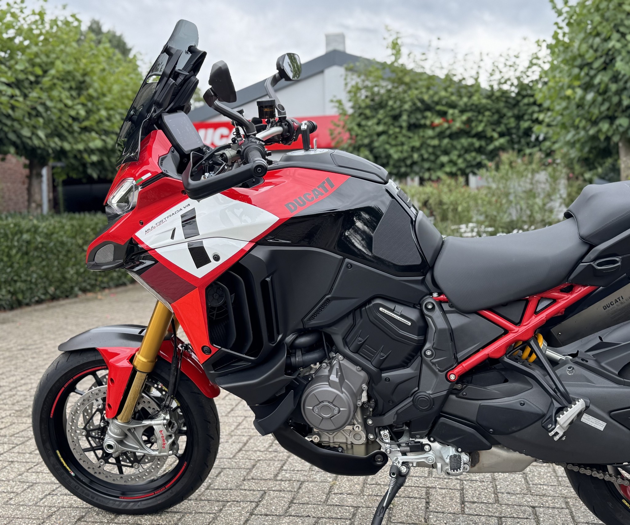 DUCATI Multistrada V4 S Pikes Peak -