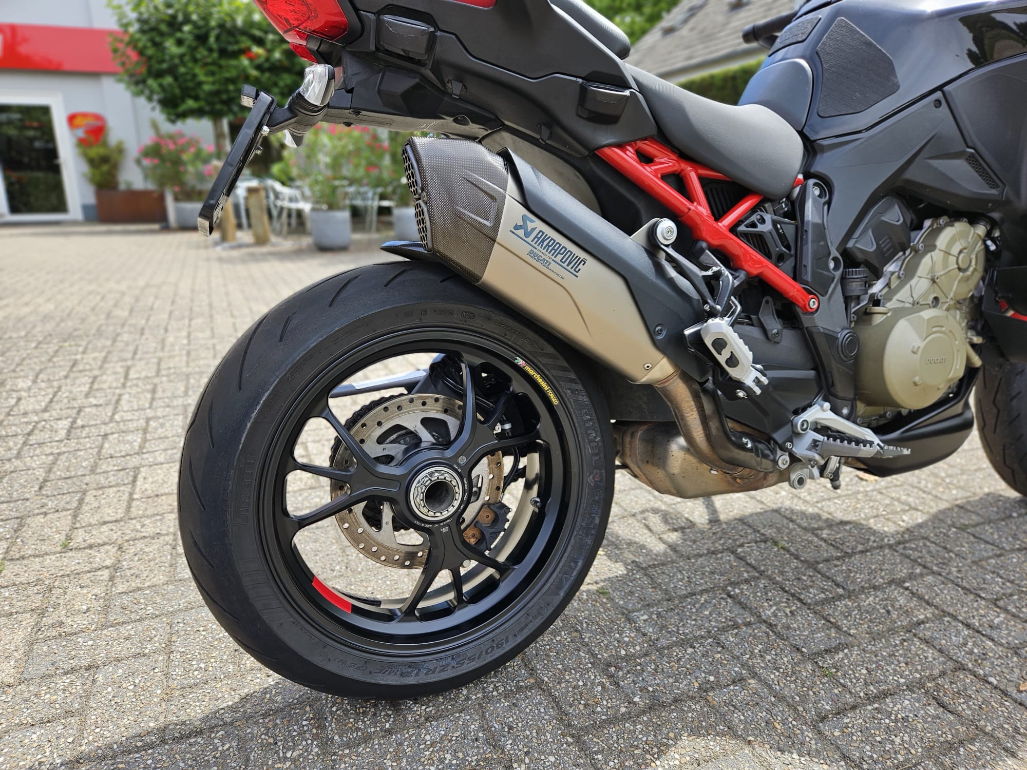 DUCATI Multistrada V4 S Pikes Peak -