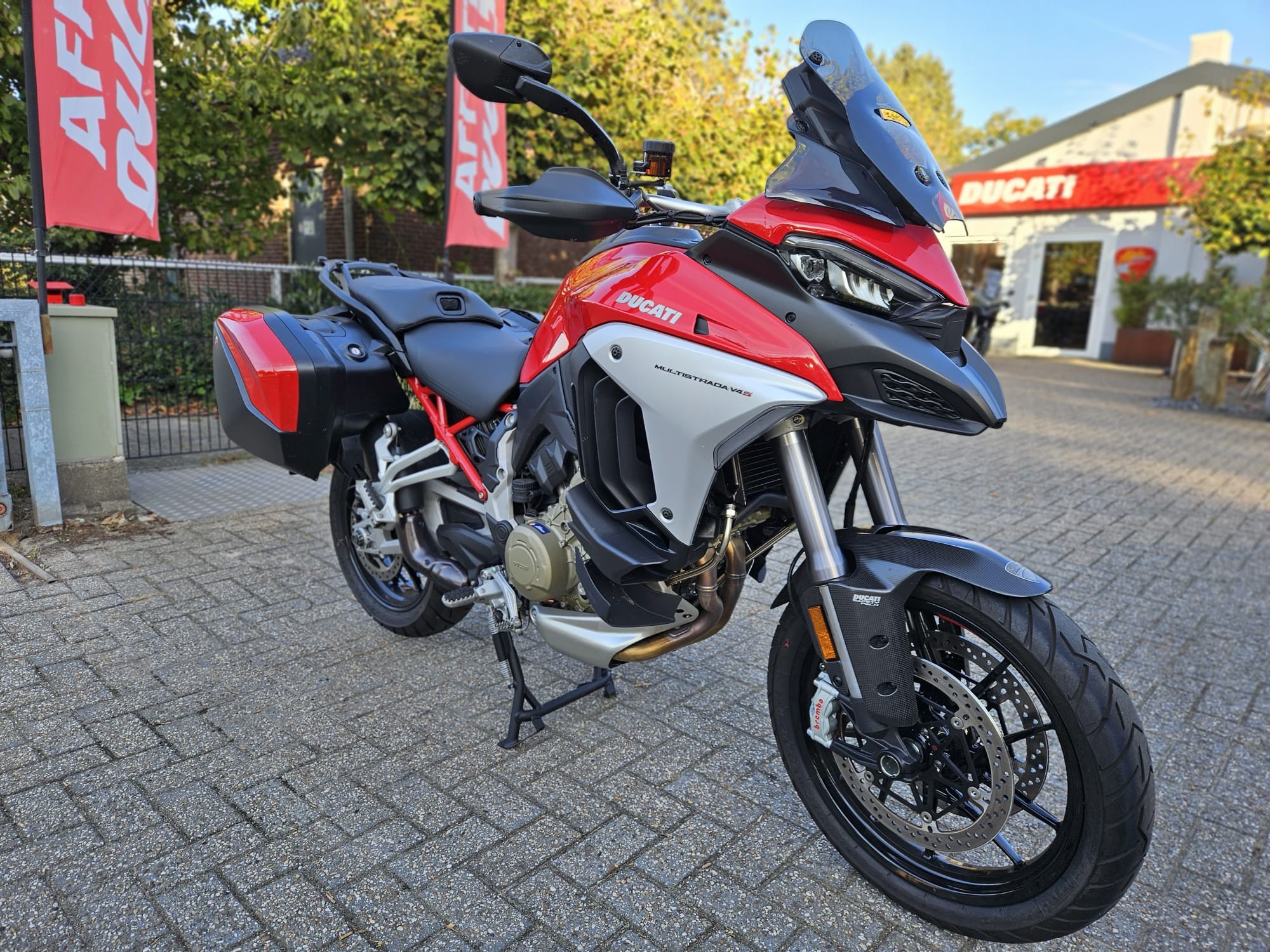 DUCATI Multistrada V4 S-FULL - Red