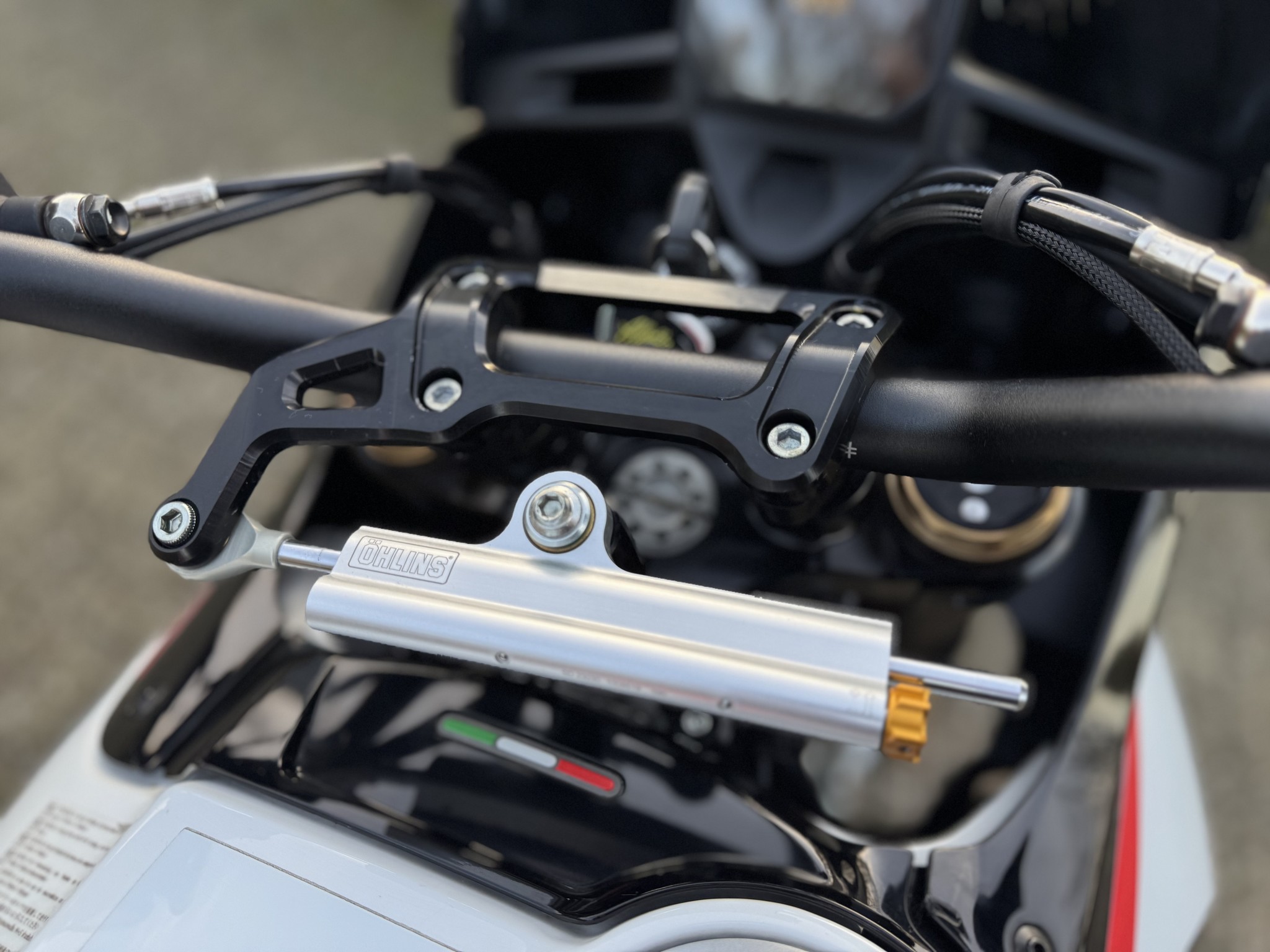DUCATI Desert X Rally - Iron Giant Li