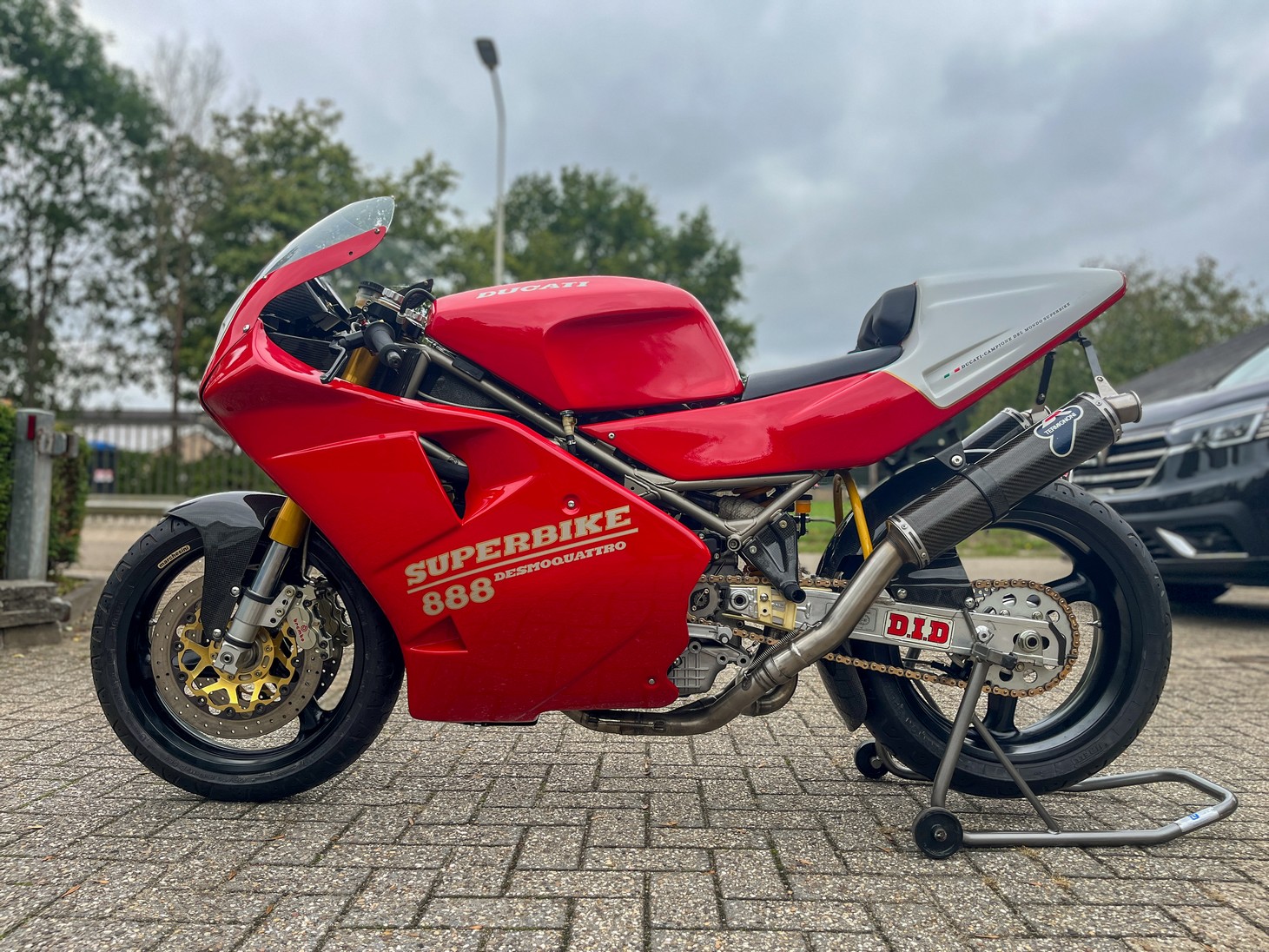 DUCATI 888 Corsa