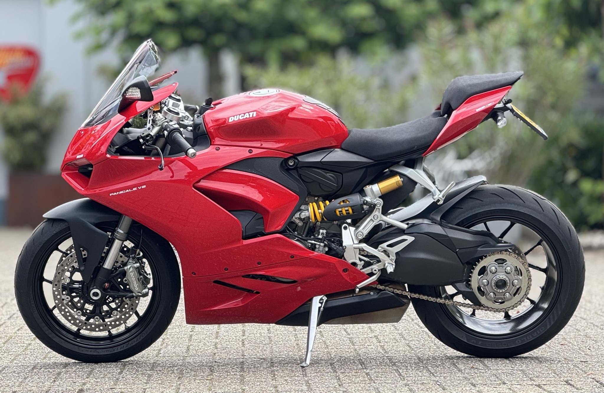 DUCATI PANIGALE V2 RED