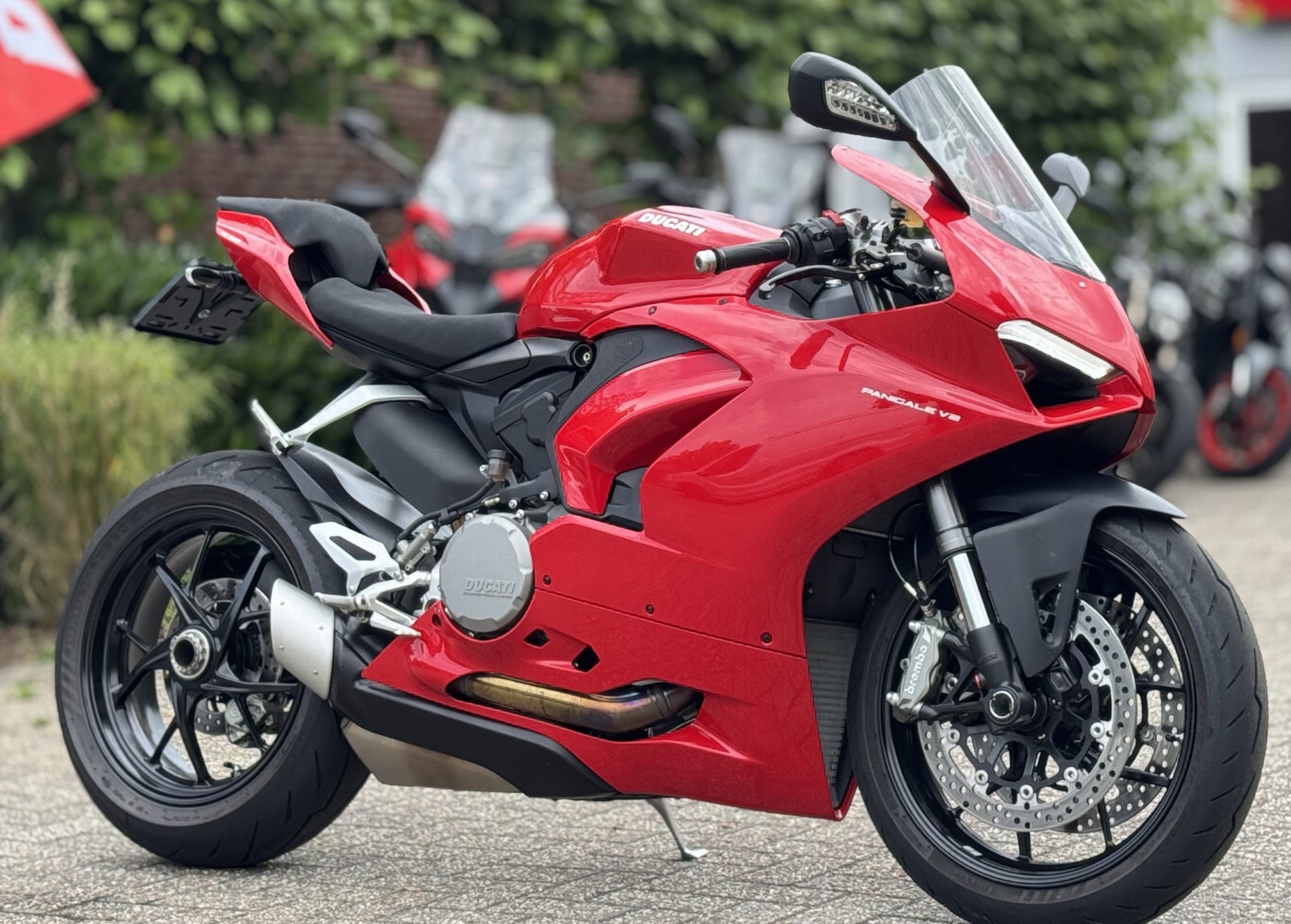 DUCATI PANIGALE V2 RED
