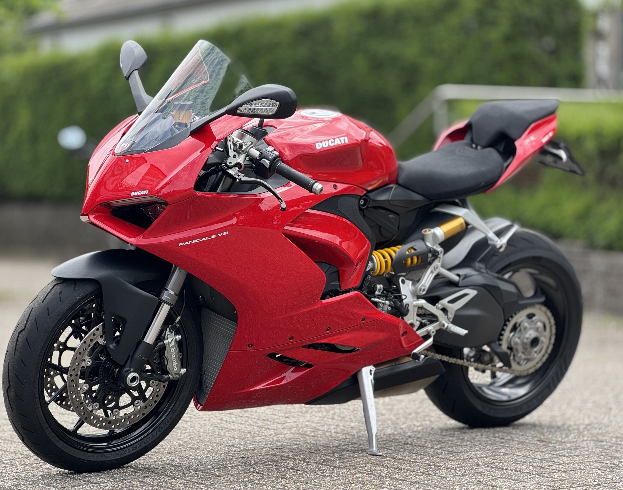 DUCATI PANIGALE V2 RED