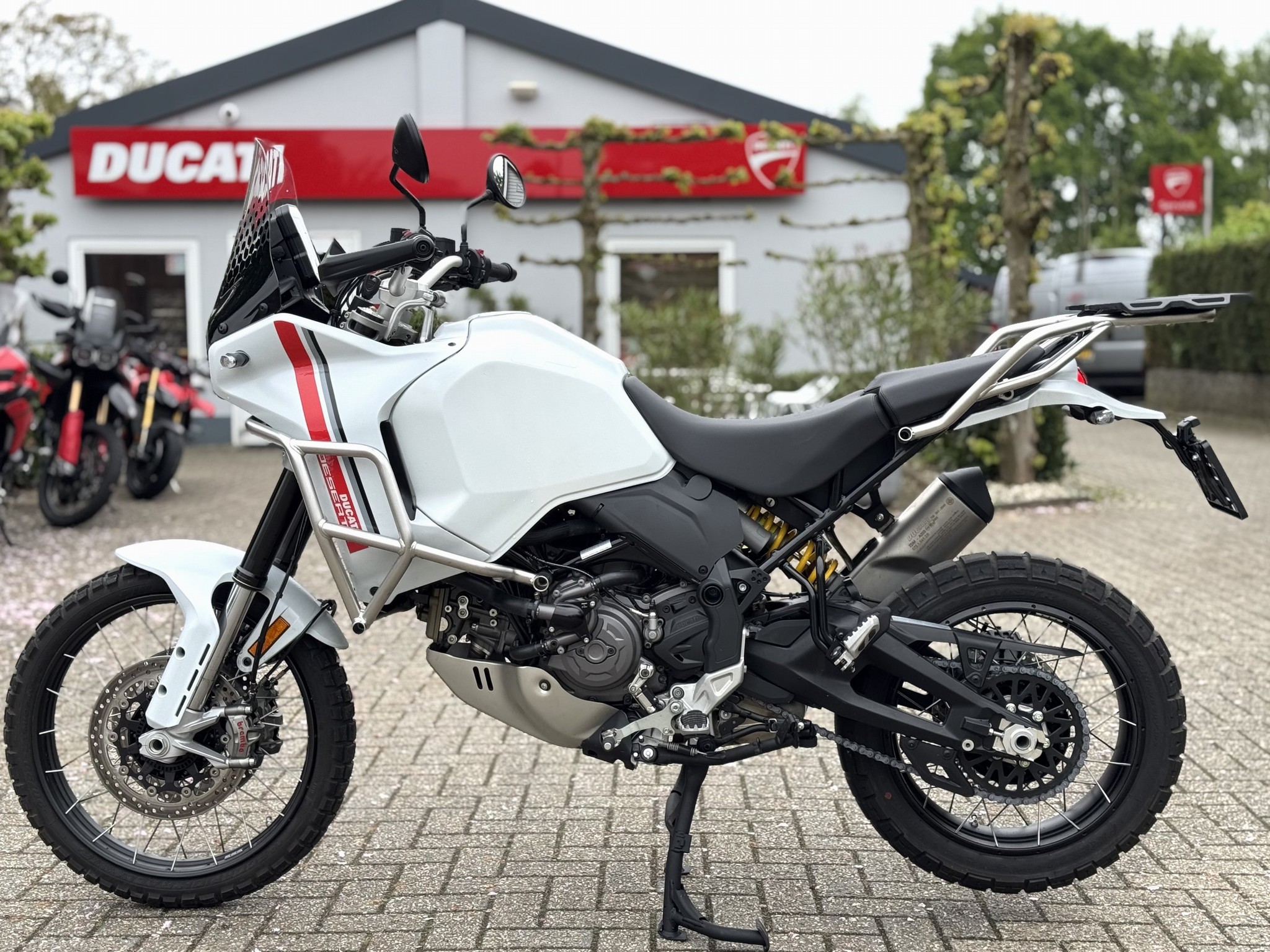 DUCATI Desert X