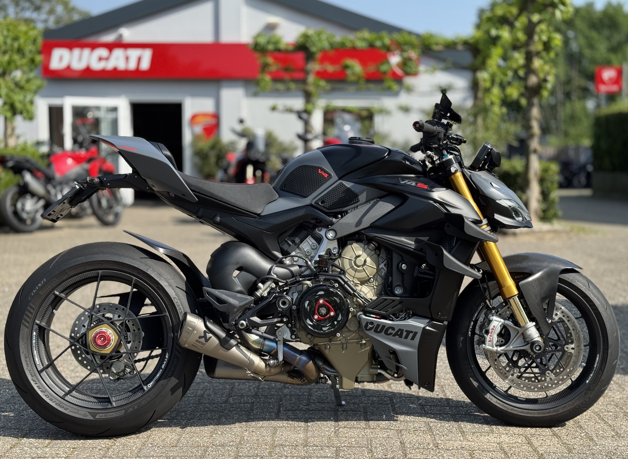 DUCATI Streetfighter V4S Dark