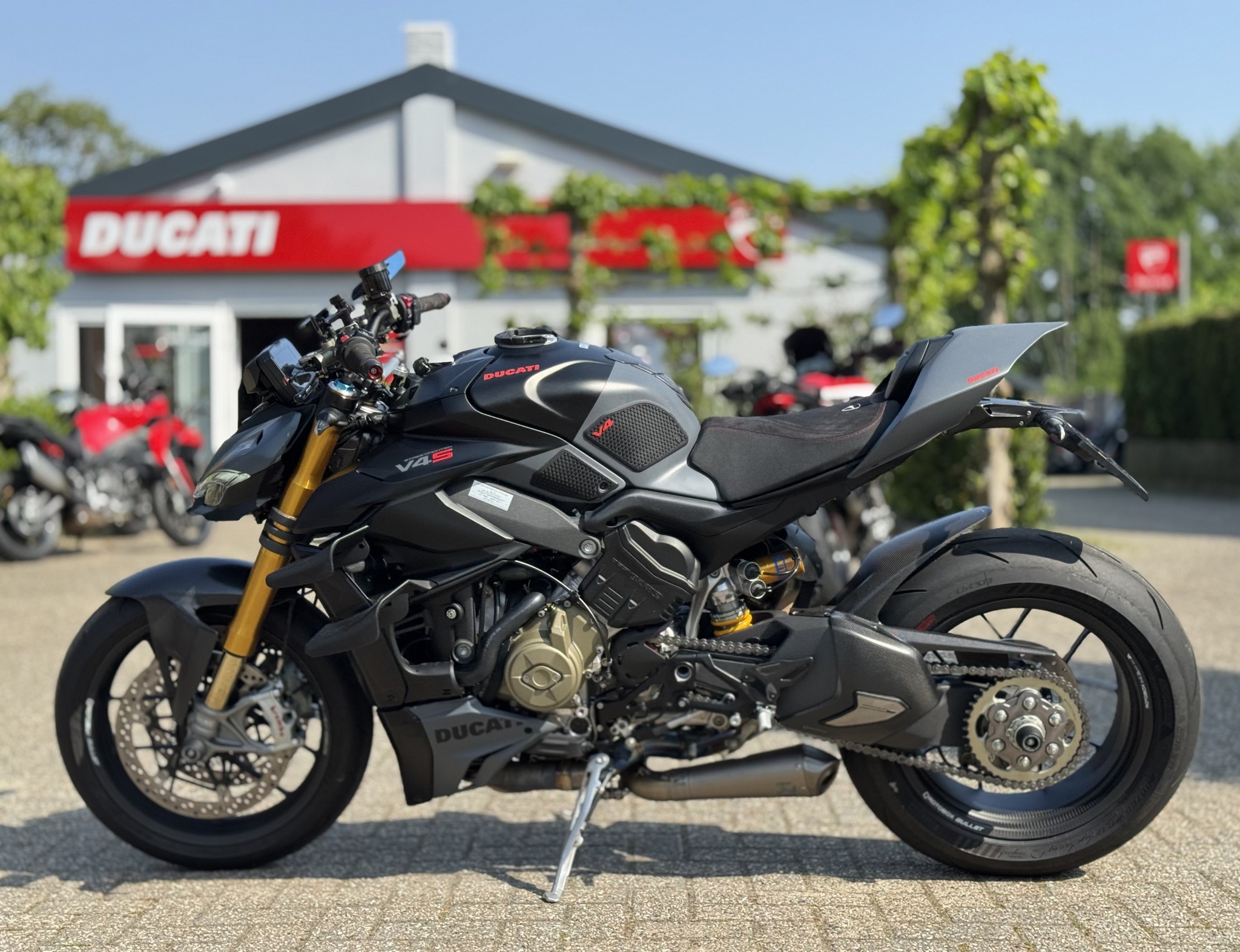 DUCATI Streetfighter V4S Dark