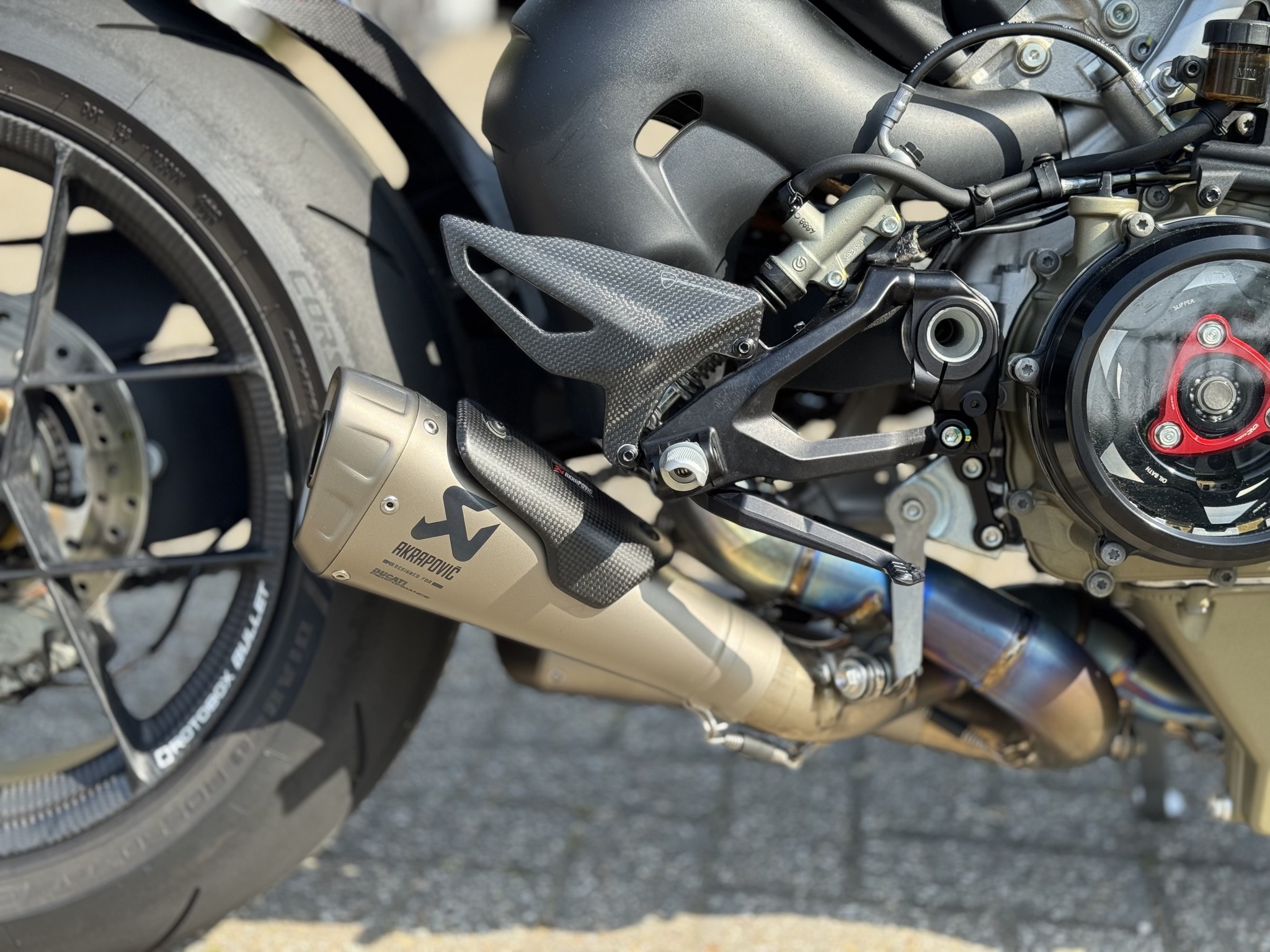 DUCATI Streetfighter V4S Dark
