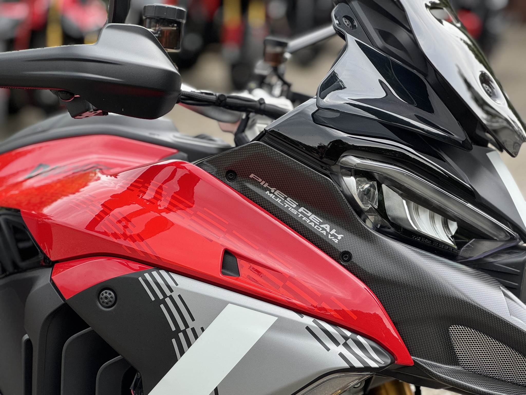 DUCATI Multistrada V4 S Pikes Peak- R