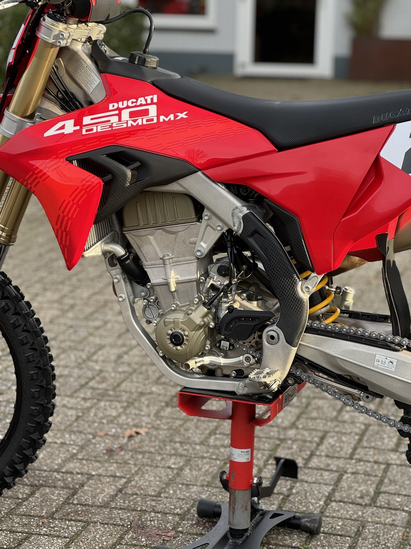 DUCATI Desmo 450 MX