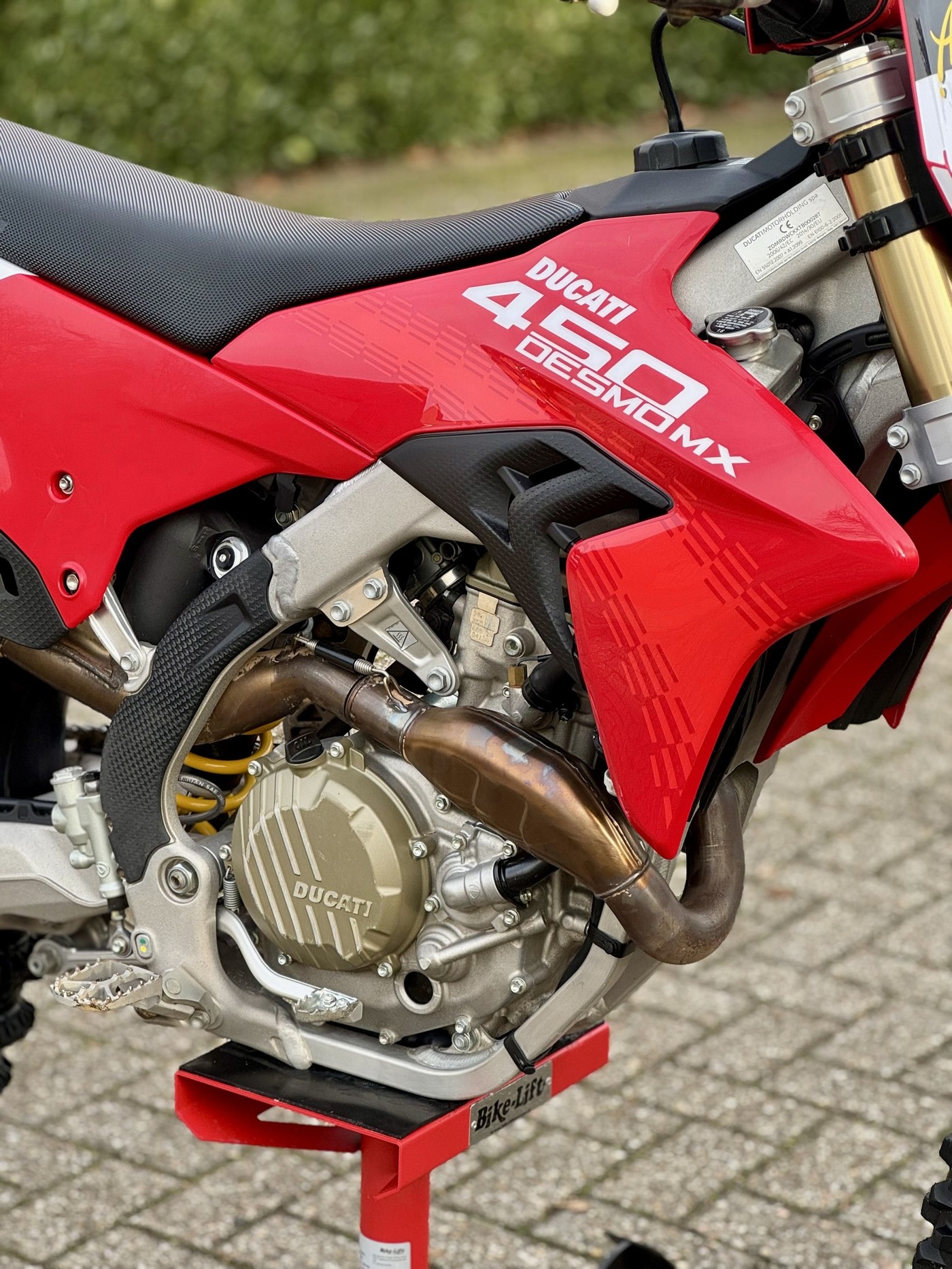 DUCATI Desmo 450 MX