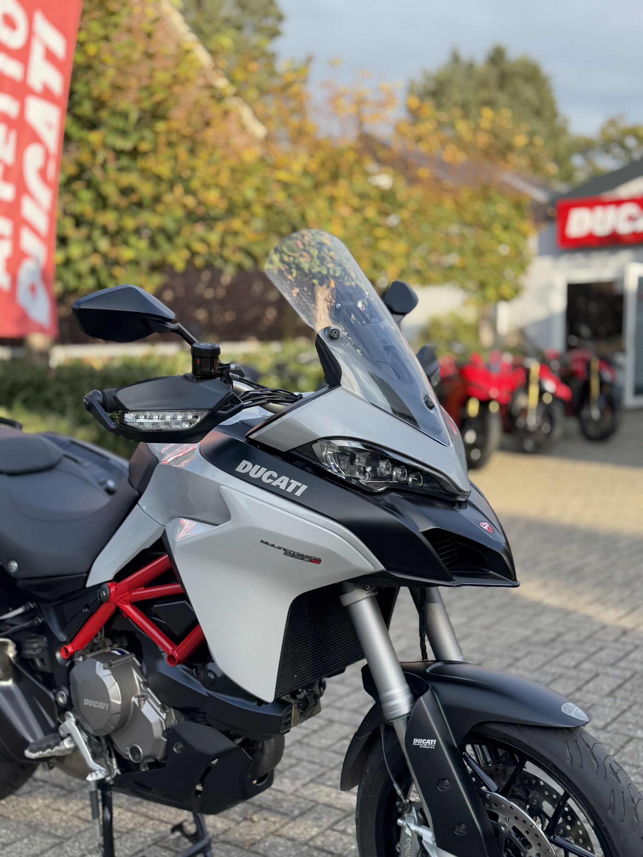 DUCATI Multistrada 950S