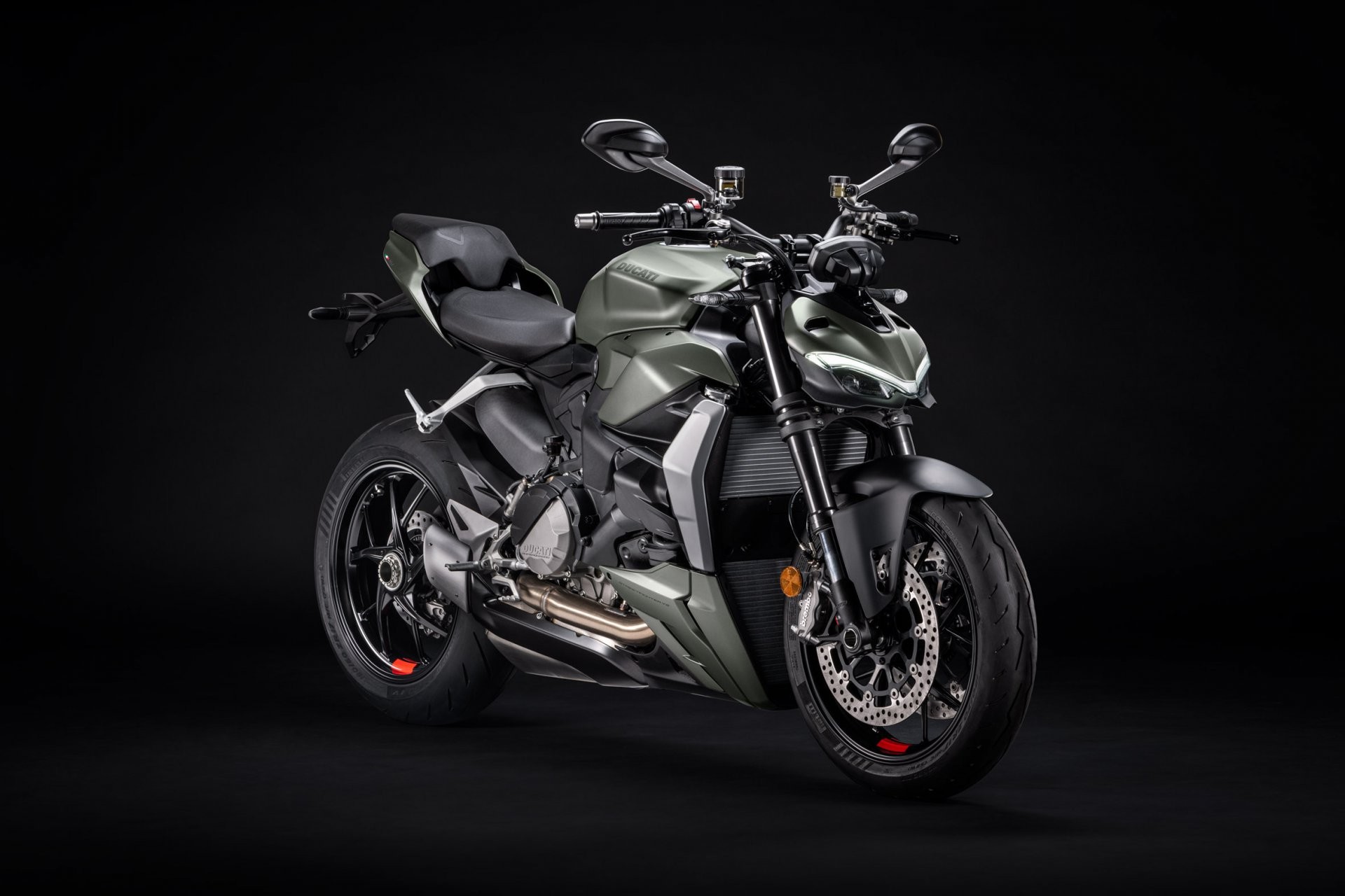 DUCATI Streetfighter V2 Storm Green