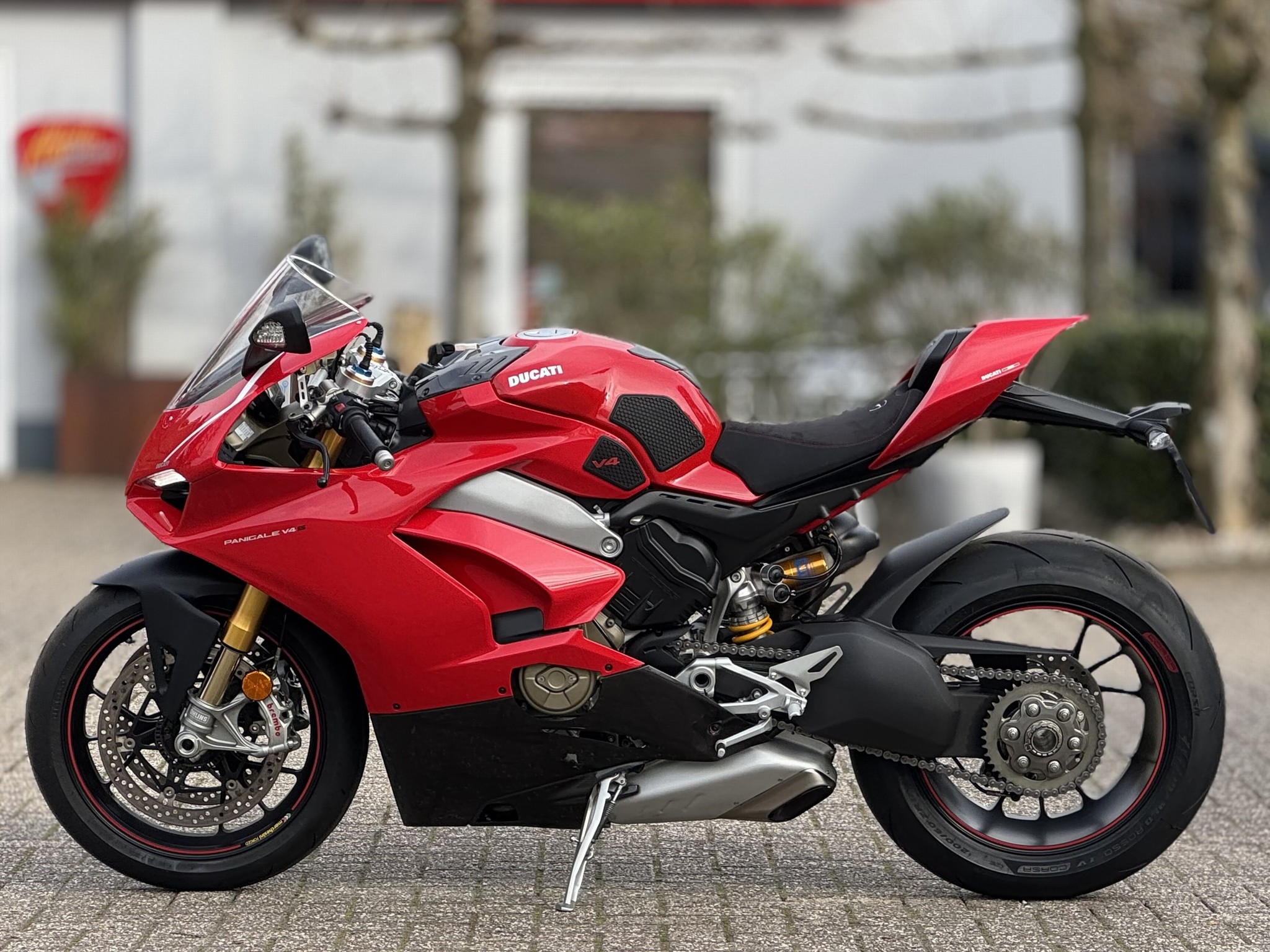 DUCATI Panigale V4S
