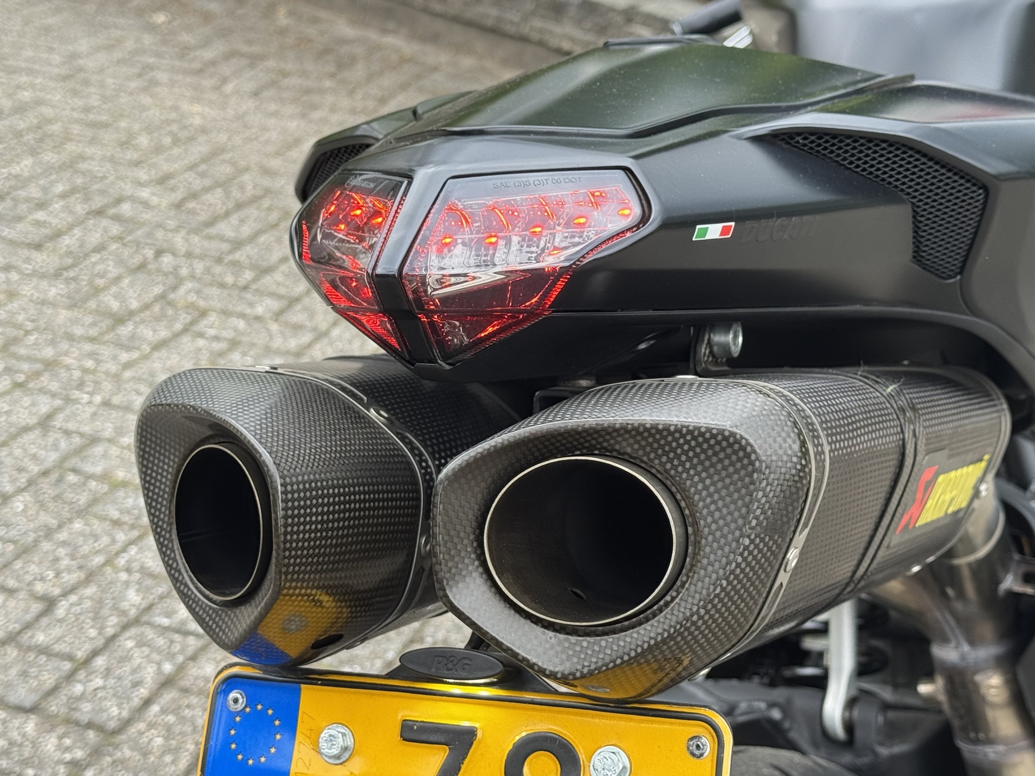 DUCATI 848 evo