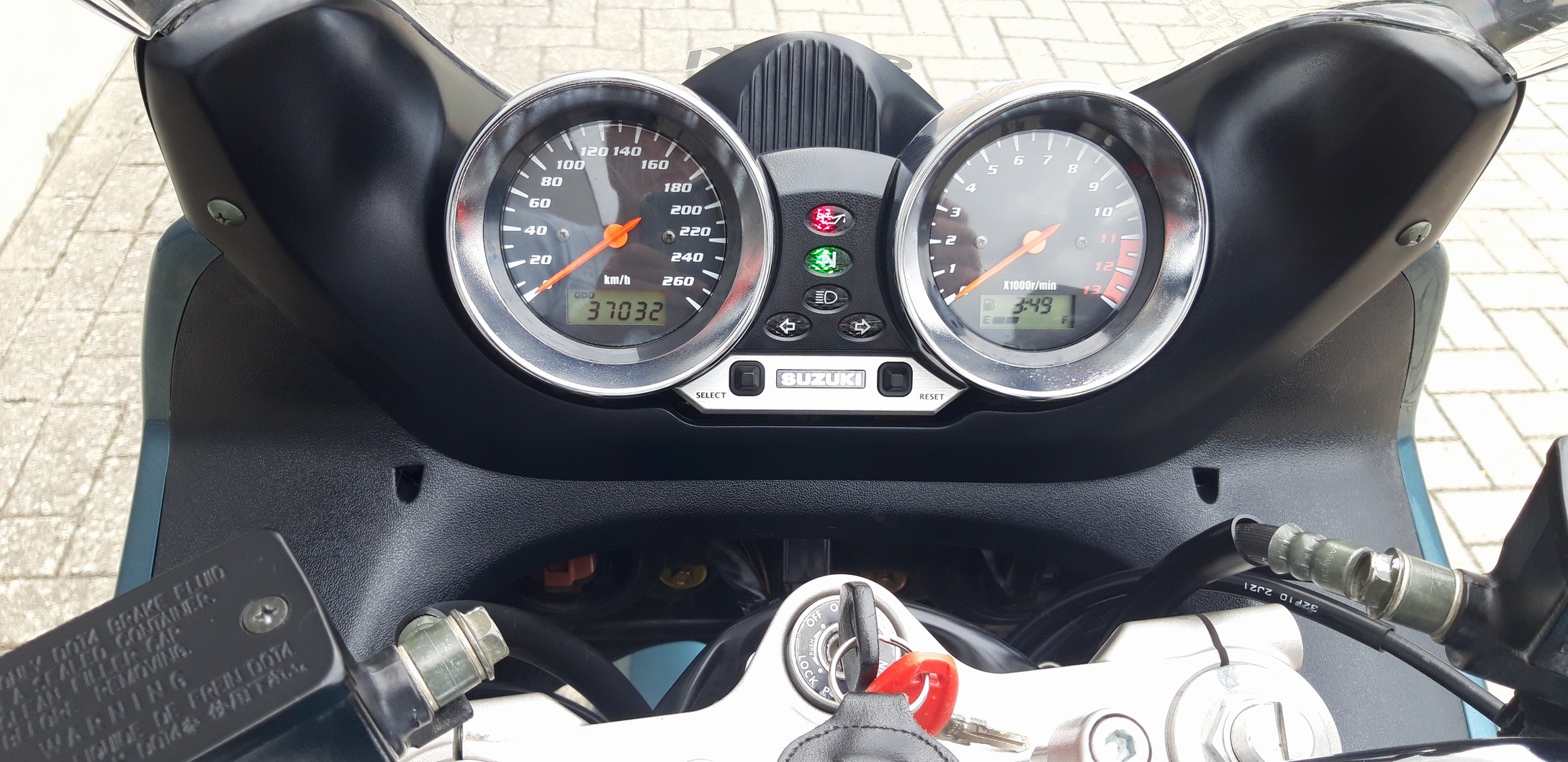 SUZUKI GSF1200S BANDIT