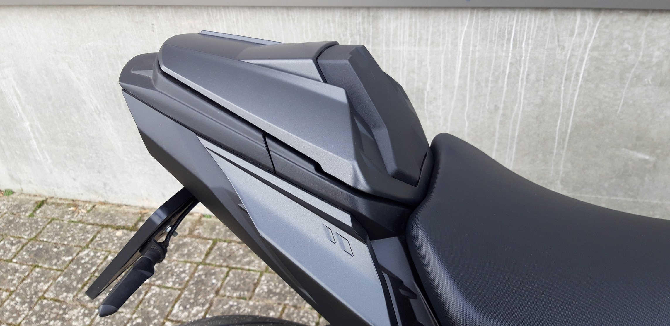 SUZUKI GSX-S950
