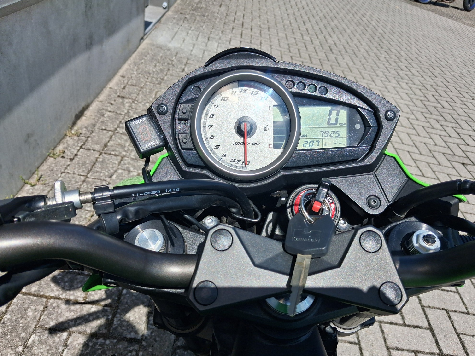 KAWASAKI Z750 ABS