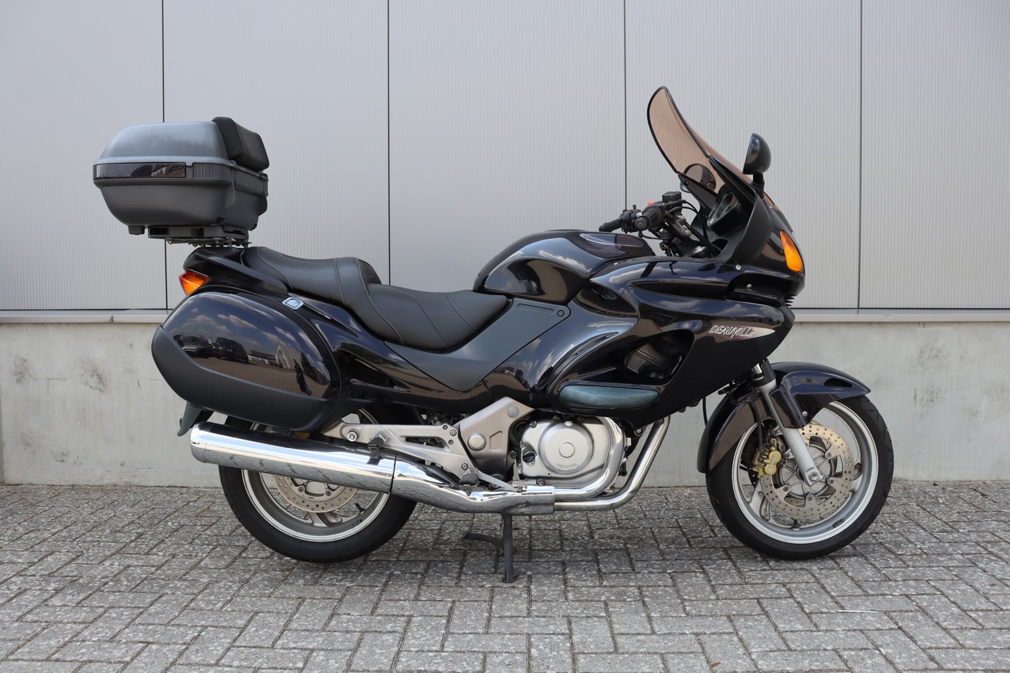HONDA NT650V DEAUVILLE