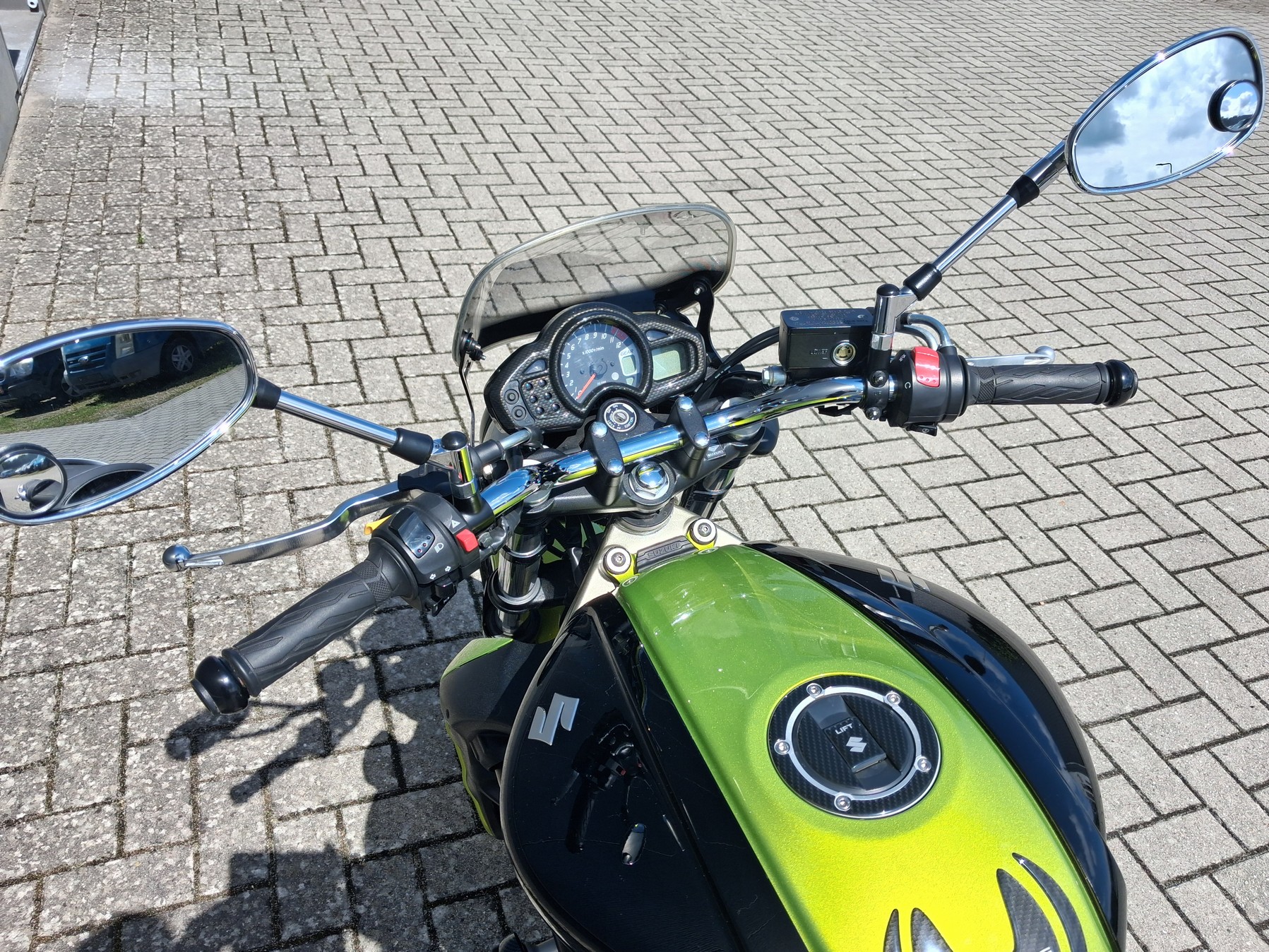 SUZUKI SFV650A