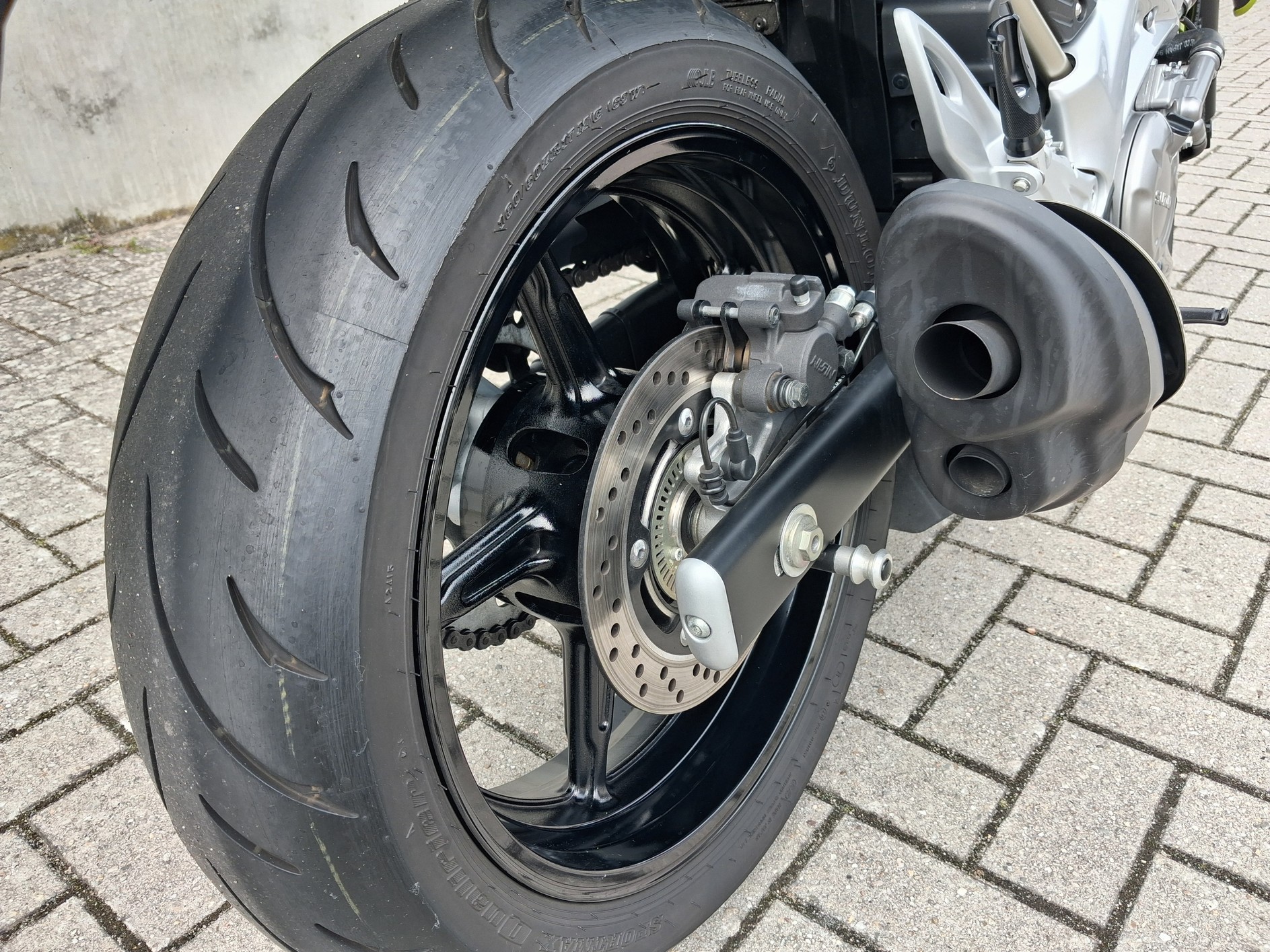 SUZUKI SFV650A