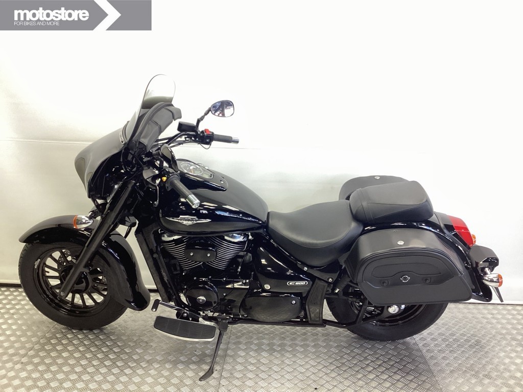 SUZUKI - C 800