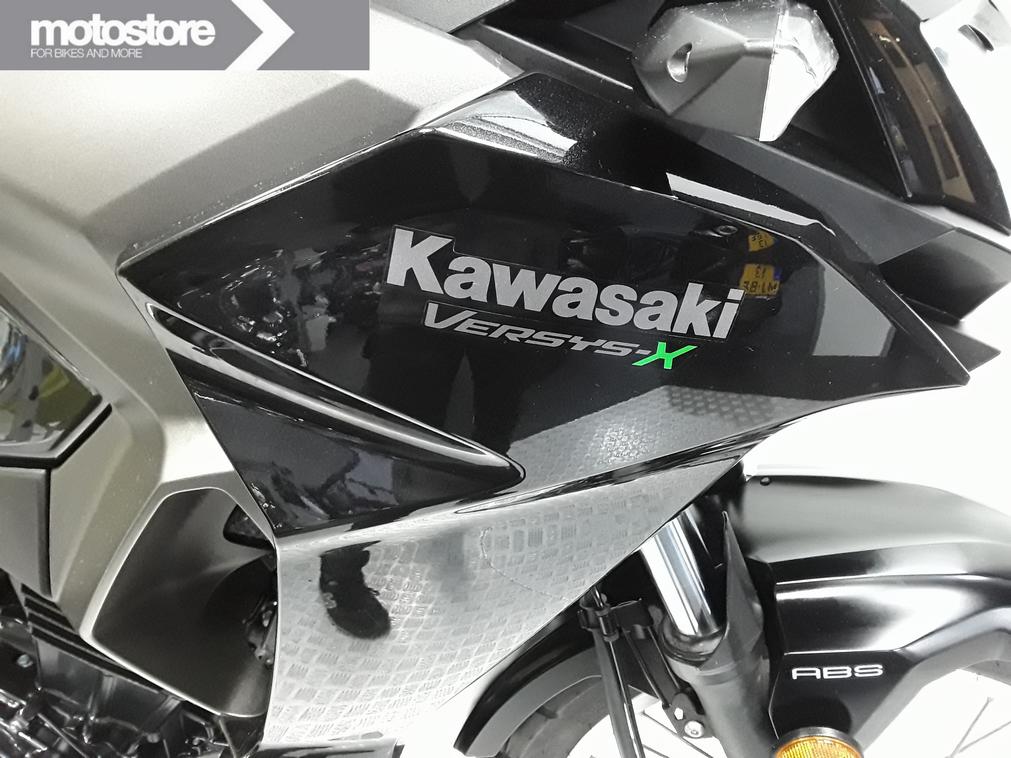 KAWASAKI - VERSYS 300 ABS