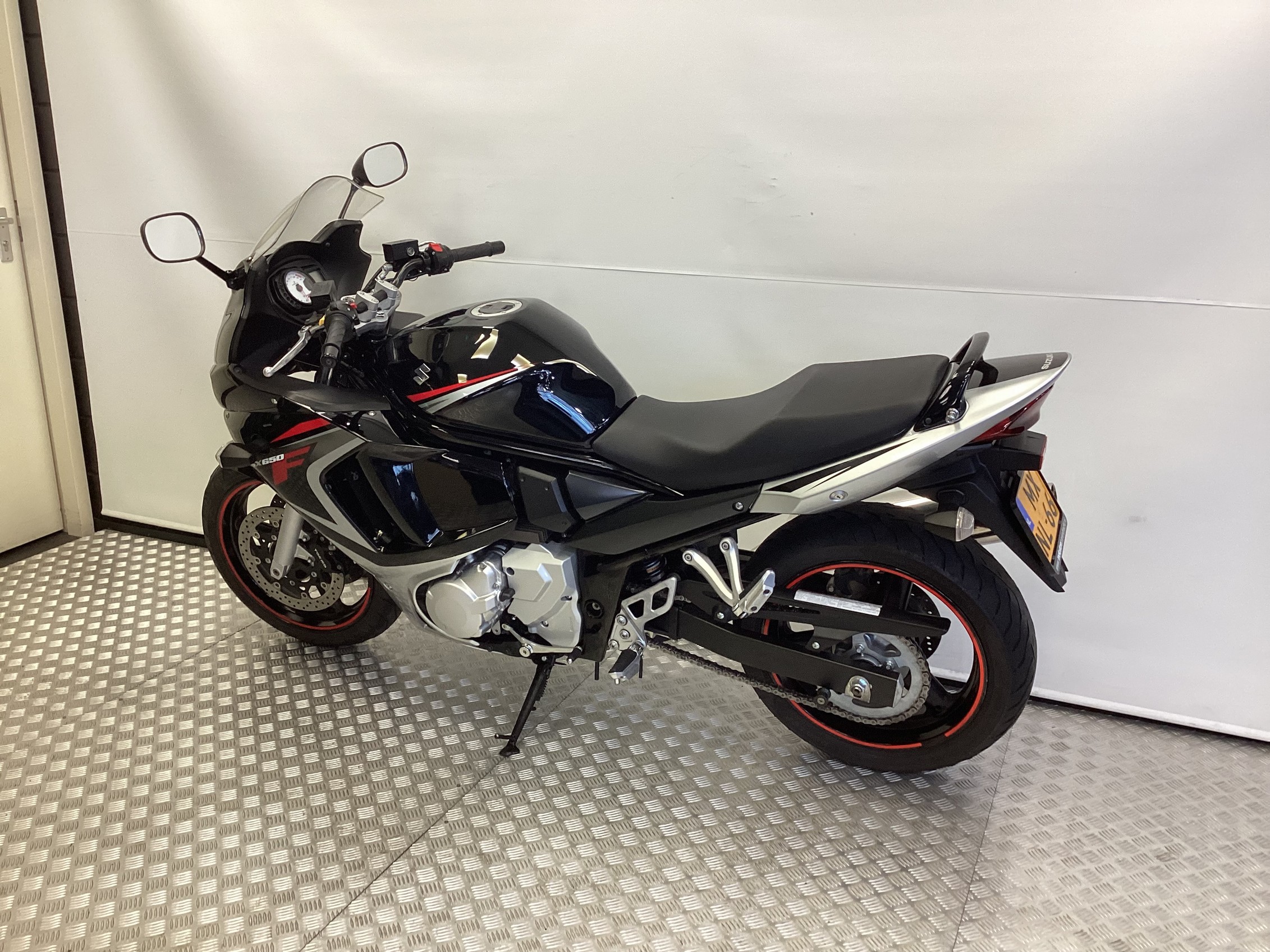 SUZUKI - GSX 650 F
