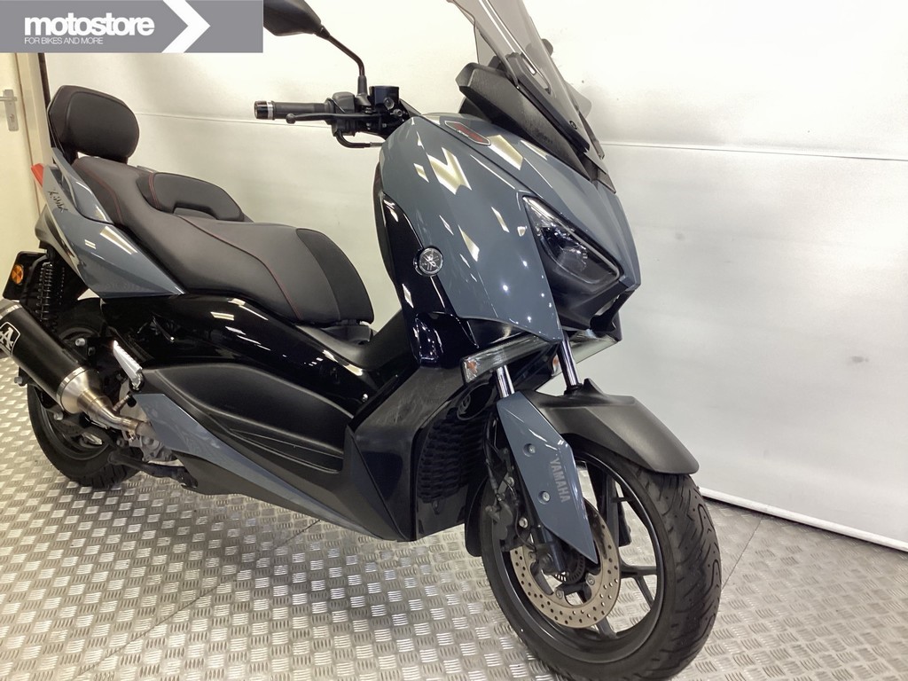 YAMAHA - X-MAX 300 TECH MAX