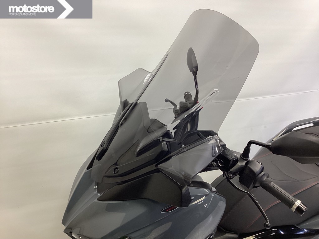 YAMAHA - X-MAX 300 TECH MAX