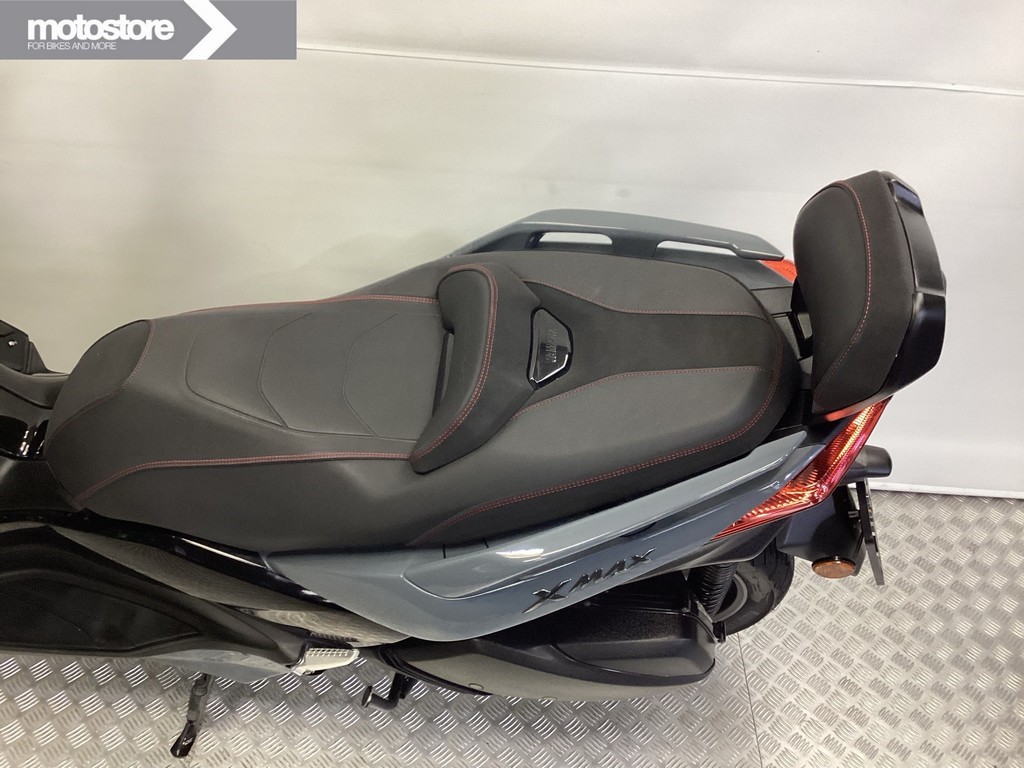 YAMAHA - X-MAX 300 TECH MAX