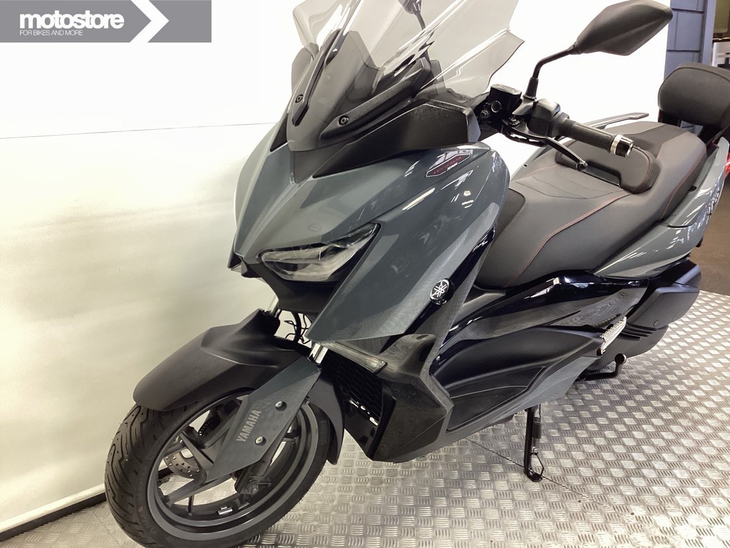 YAMAHA - X-MAX 300 TECH MAX