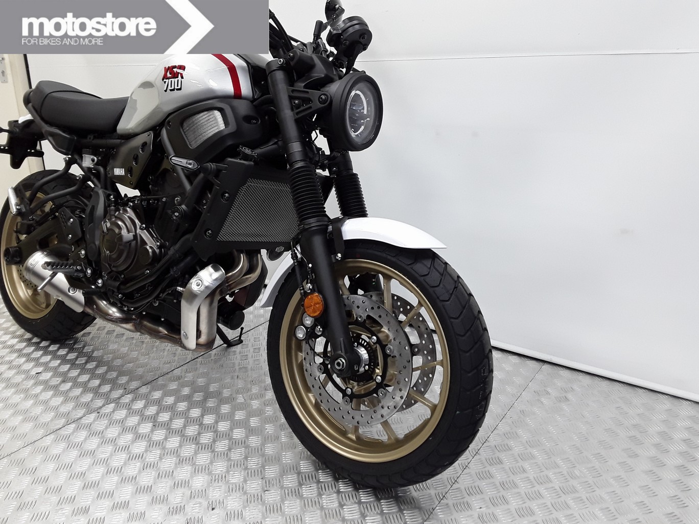 YAMAHA - XSR 700 ABS