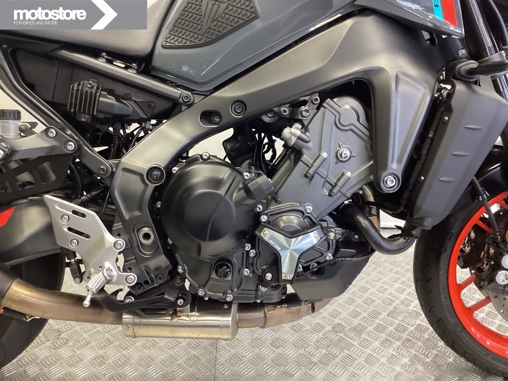 YAMAHA - MT-09 ABS