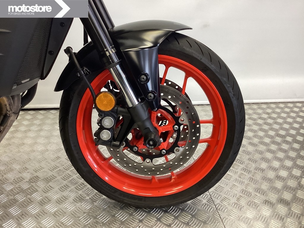 YAMAHA - MT-09 ABS