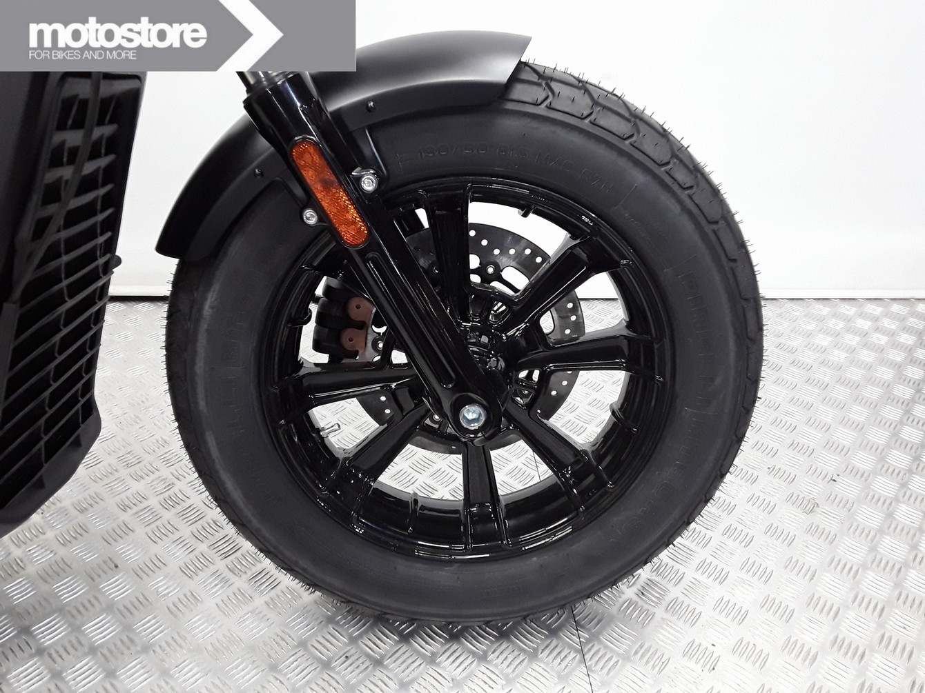 INDIAN - SCOUT BOBBER