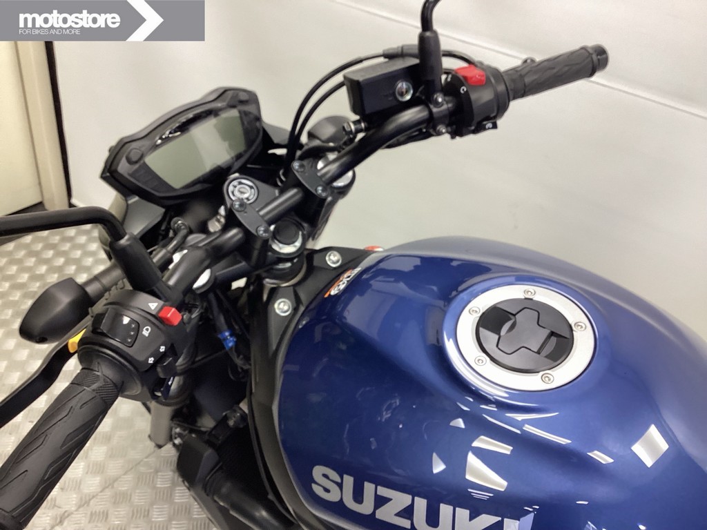 SUZUKI - SV 650 A