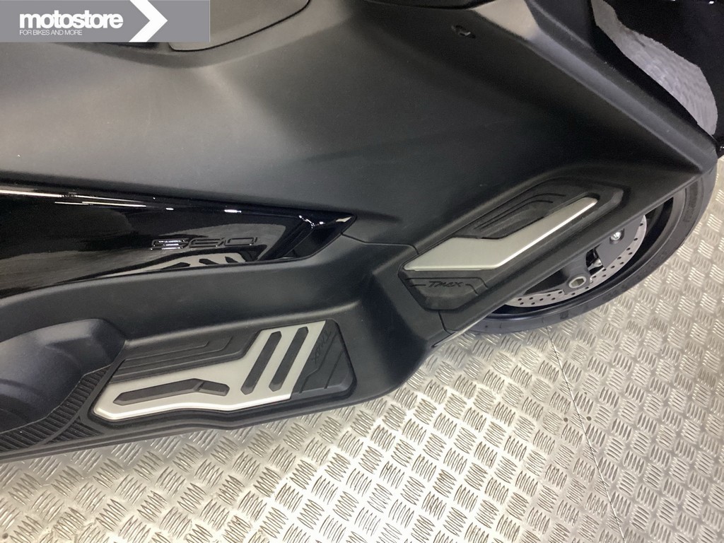 YAMAHA - T-MAX 560 DX TECH MAX