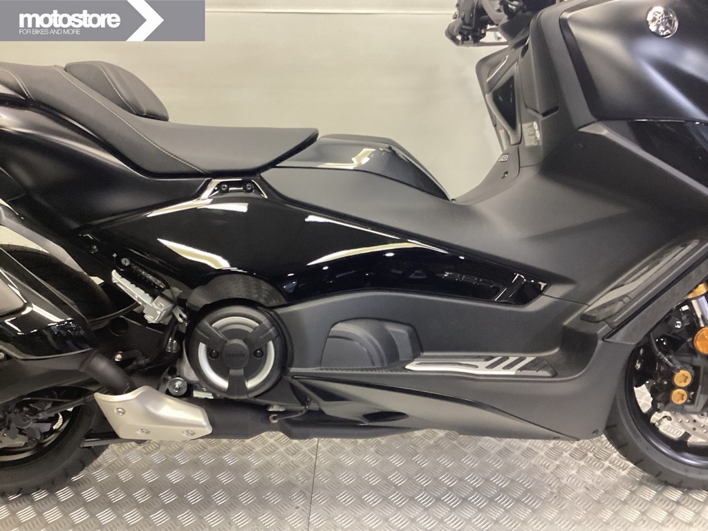 YAMAHA - T-MAX 560 DX TECH MAX