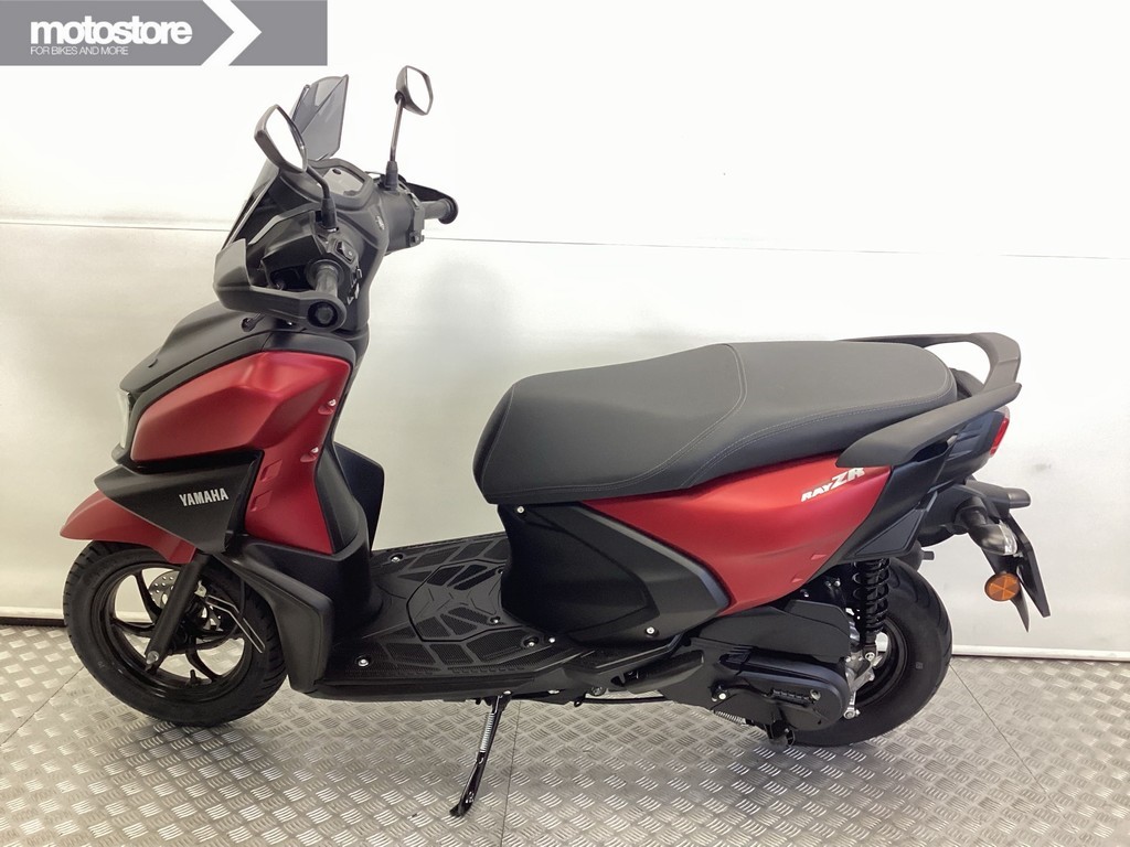 YAMAHA - RAYZR 125