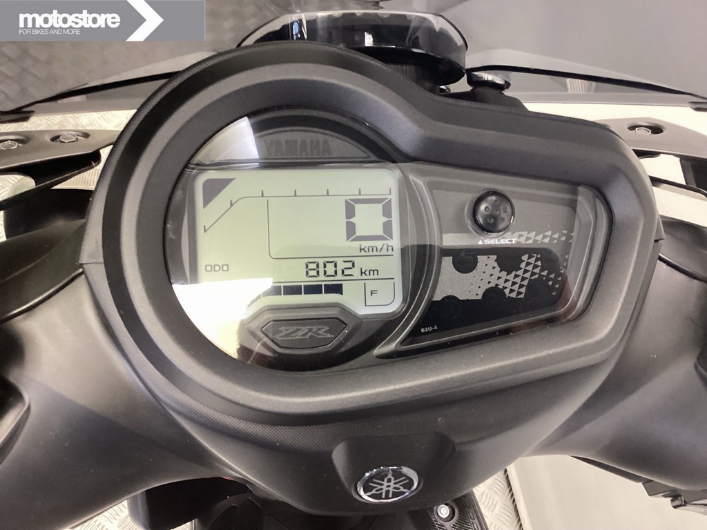 YAMAHA - RAYZR 125