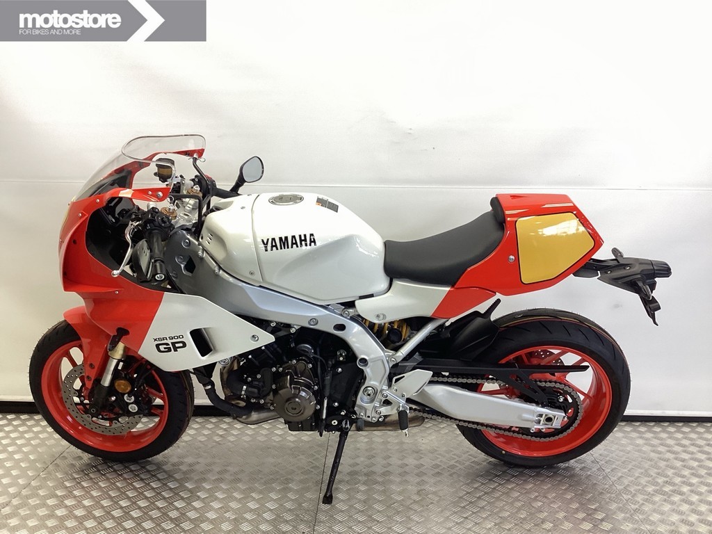 YAMAHA - XSR 900 GP