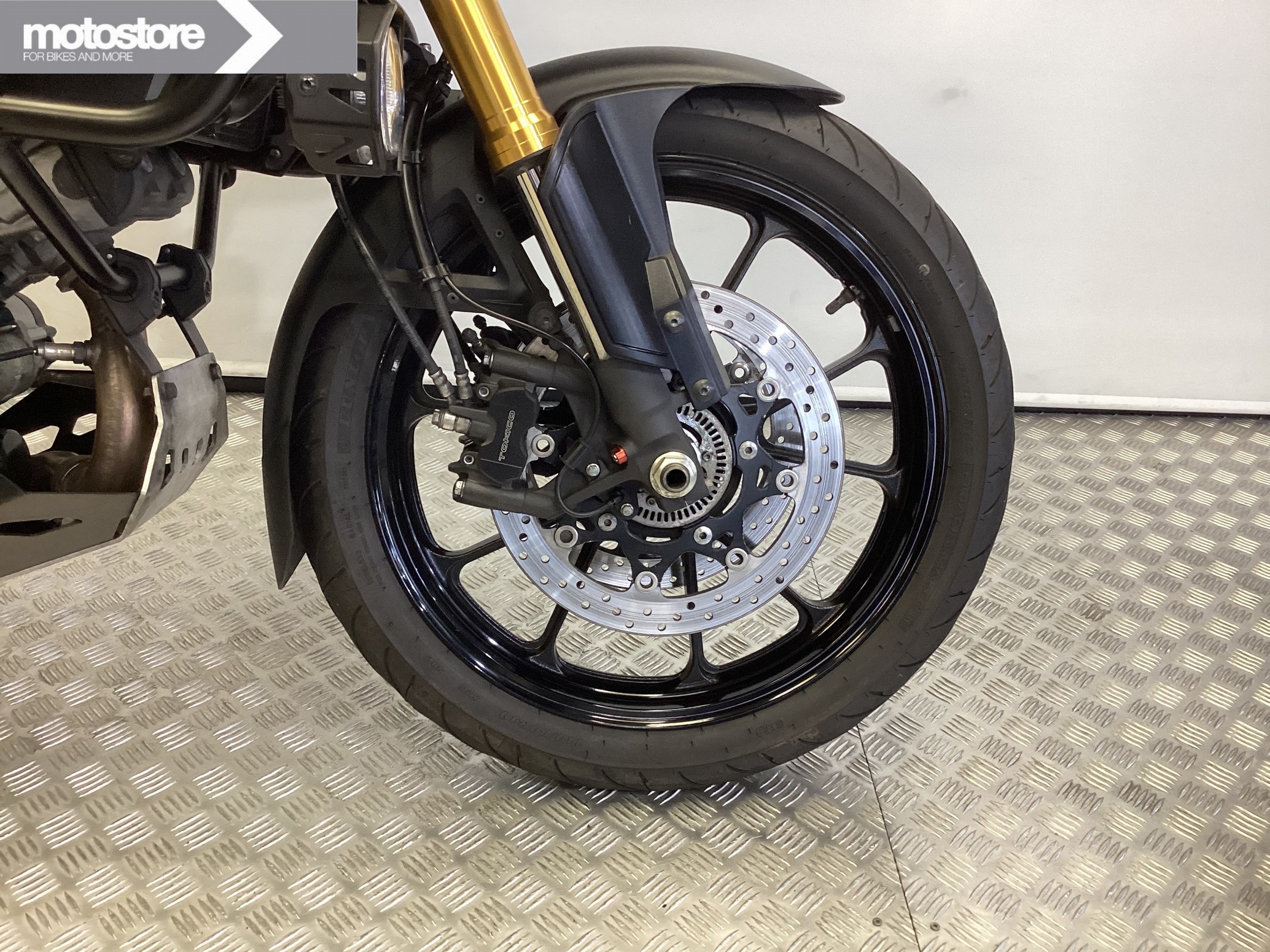 SUZUKI - DL 1000 A