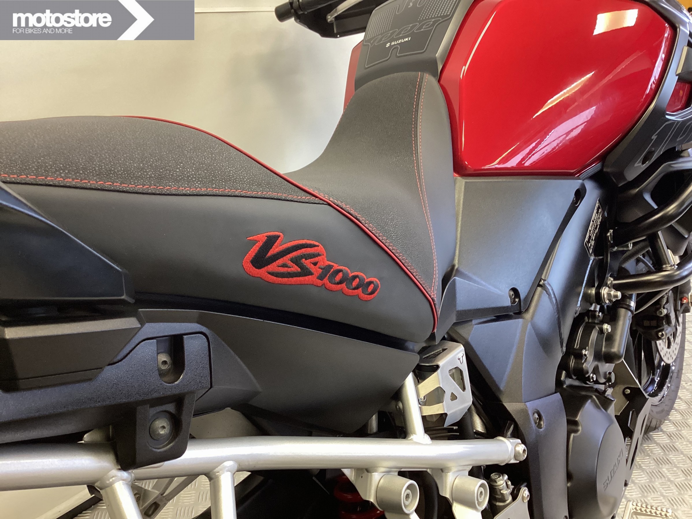 SUZUKI - DL 1000 A
