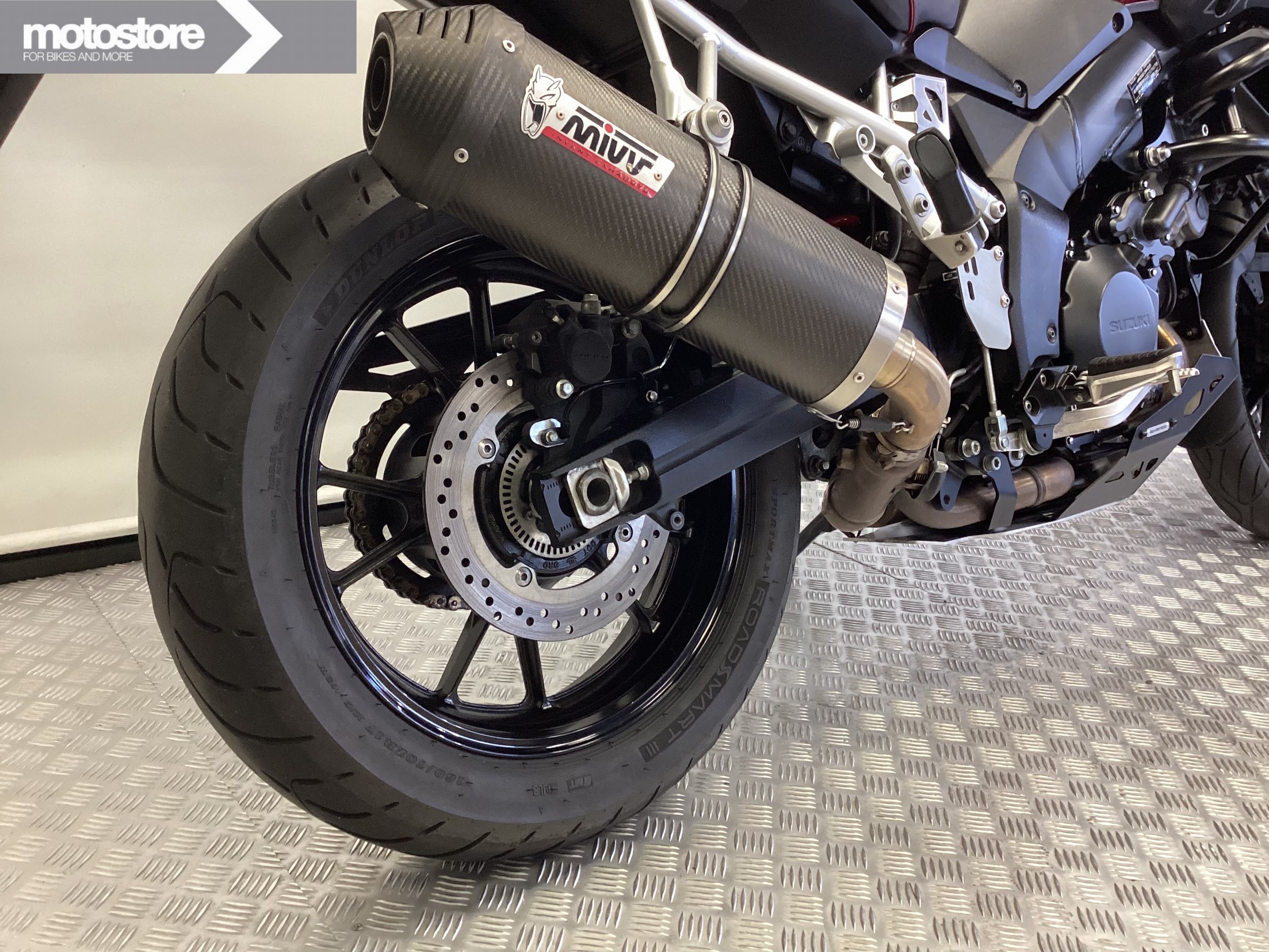 SUZUKI - DL 1000 A