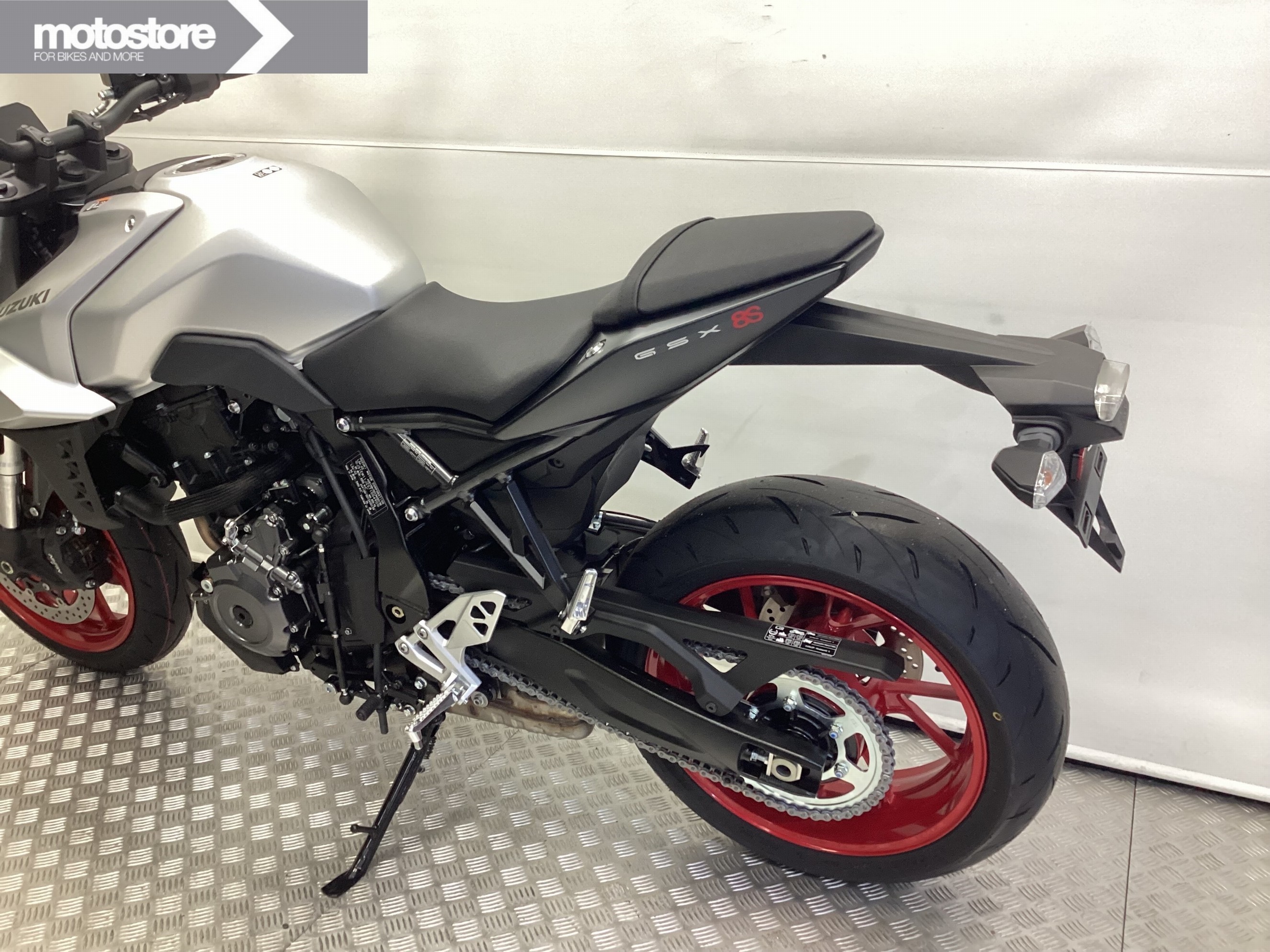 SUZUKI - GSX-8S