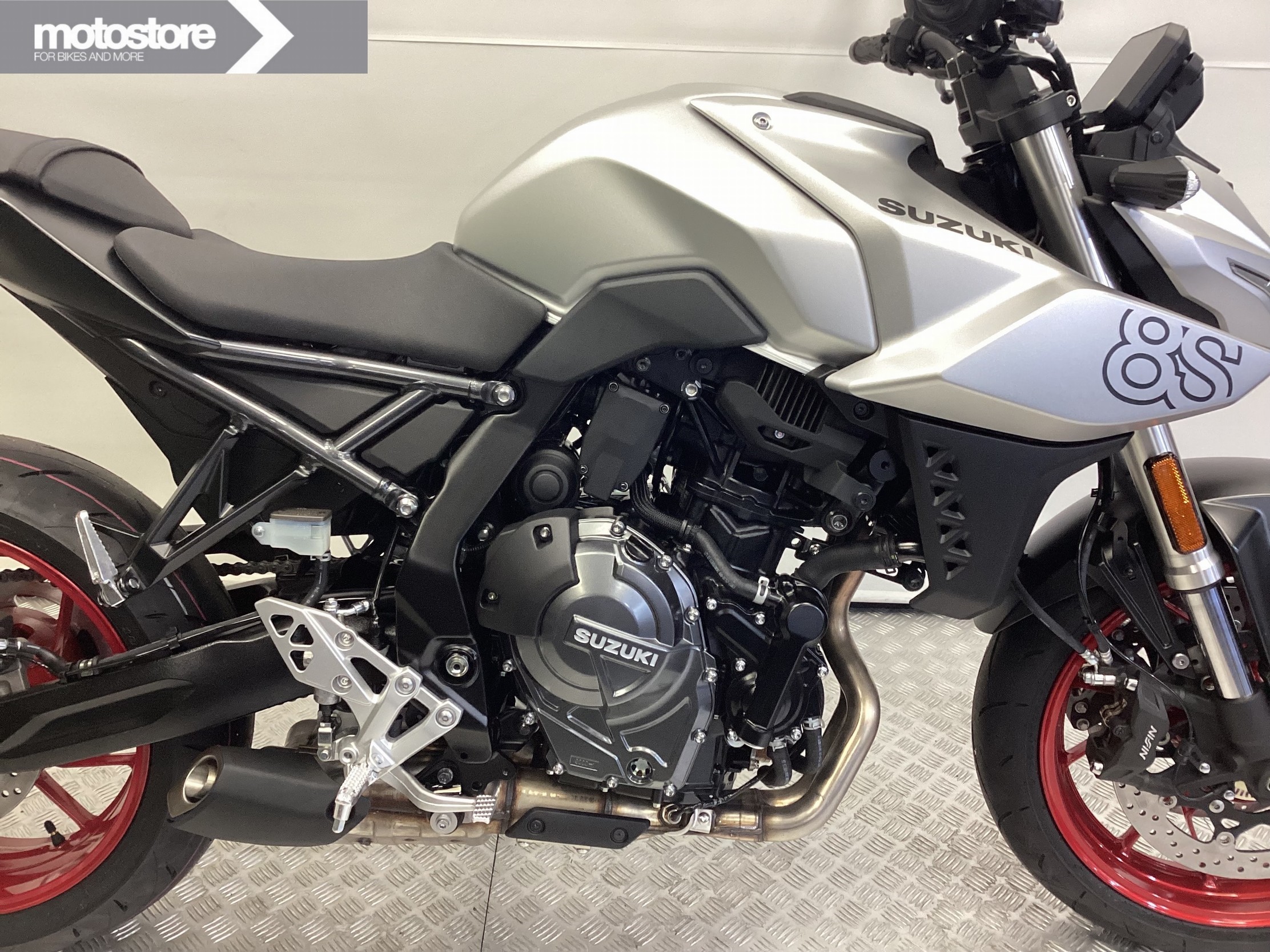 SUZUKI - GSX-8S